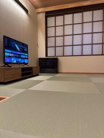 Japanese-Style Room