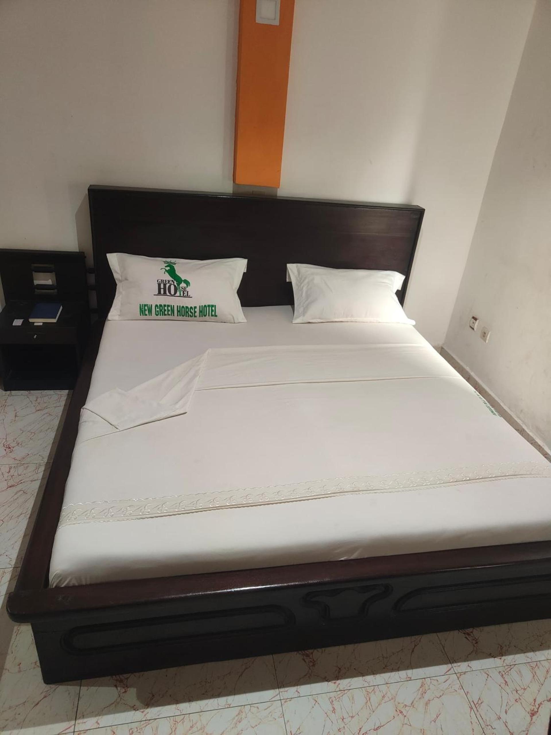 Deluxe Room (1 adult + 1 child) photo 1