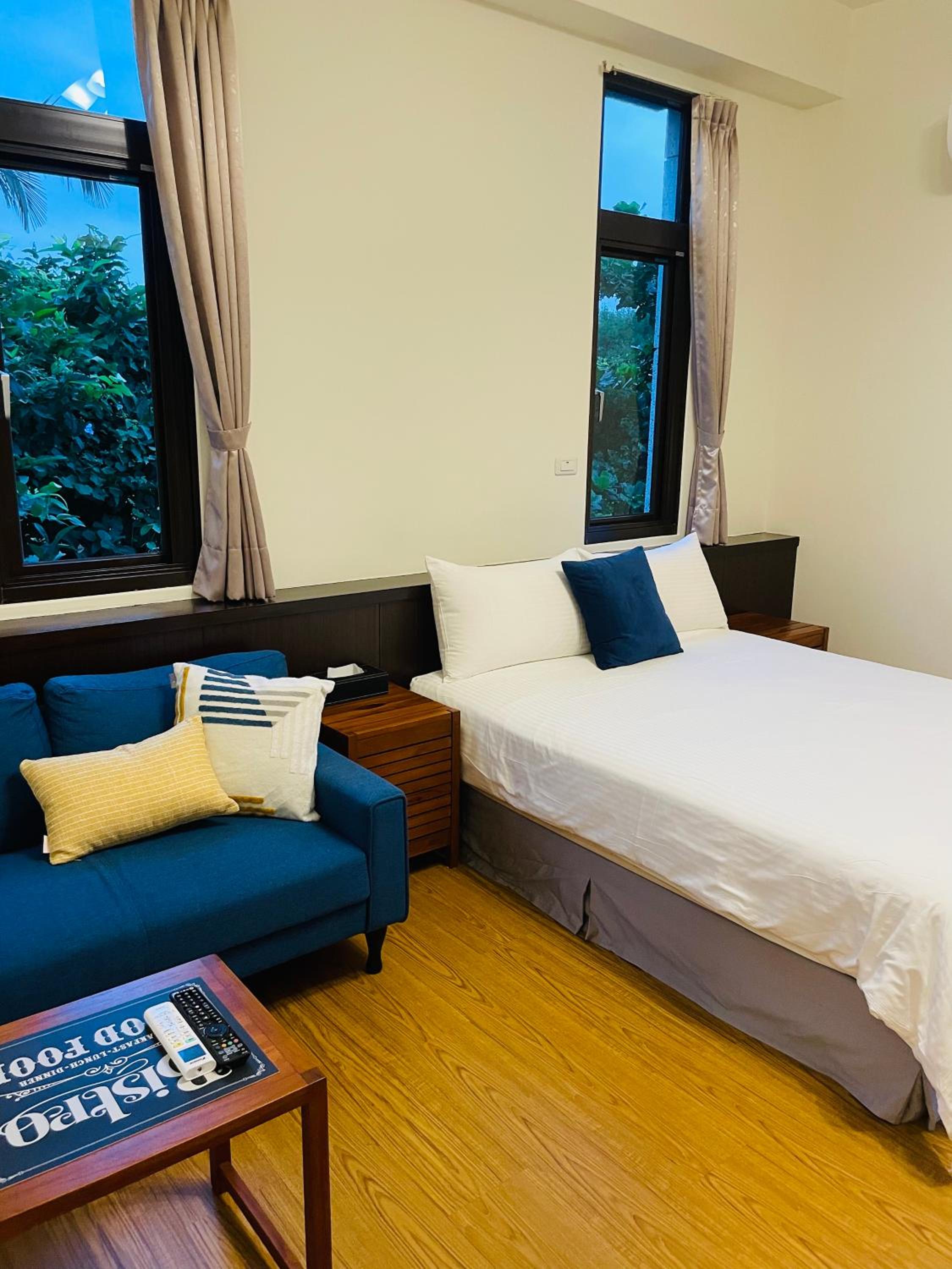 Standard Double Room photo 2