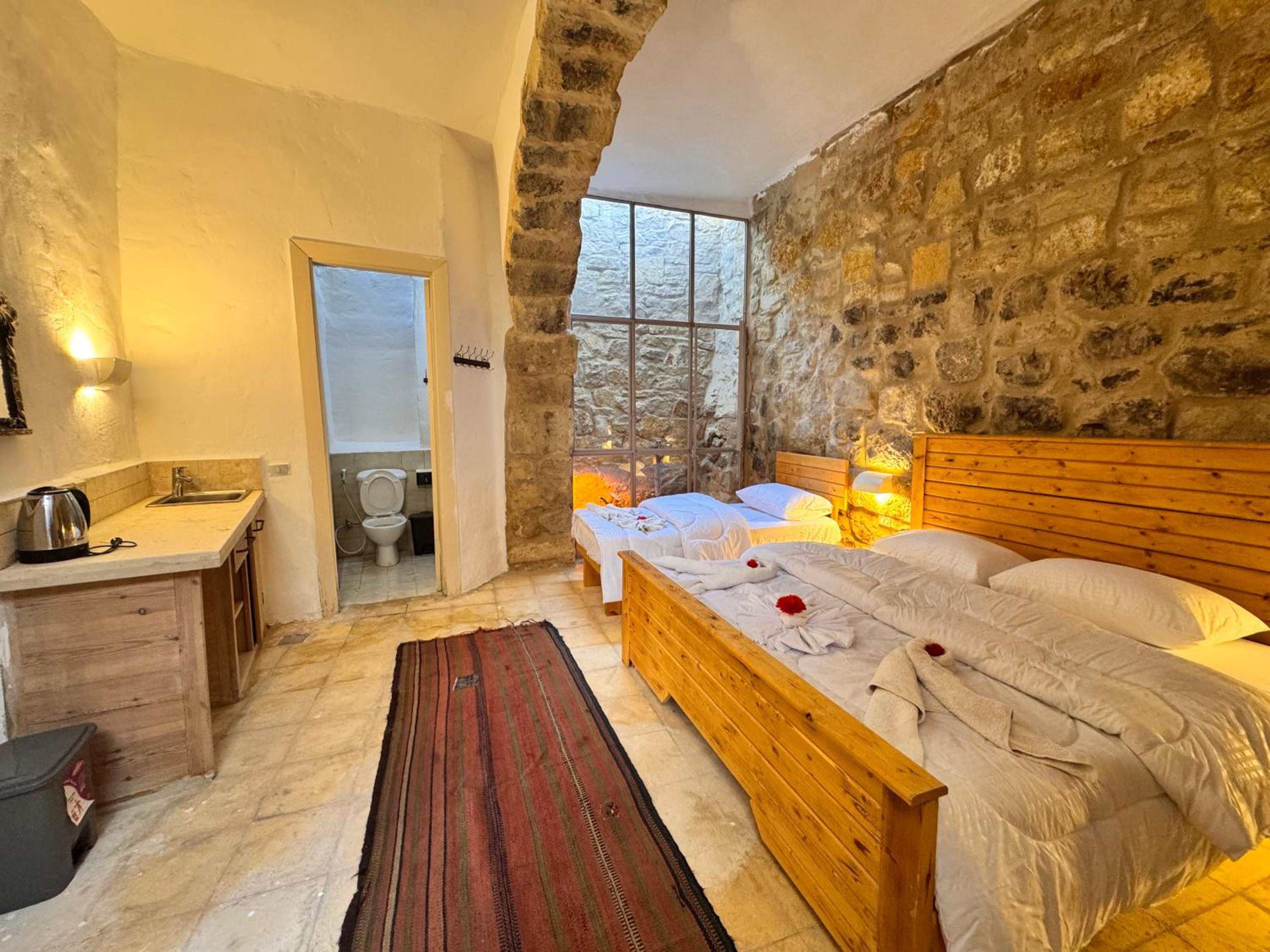 Triple Room with Private Bathroom photo 3