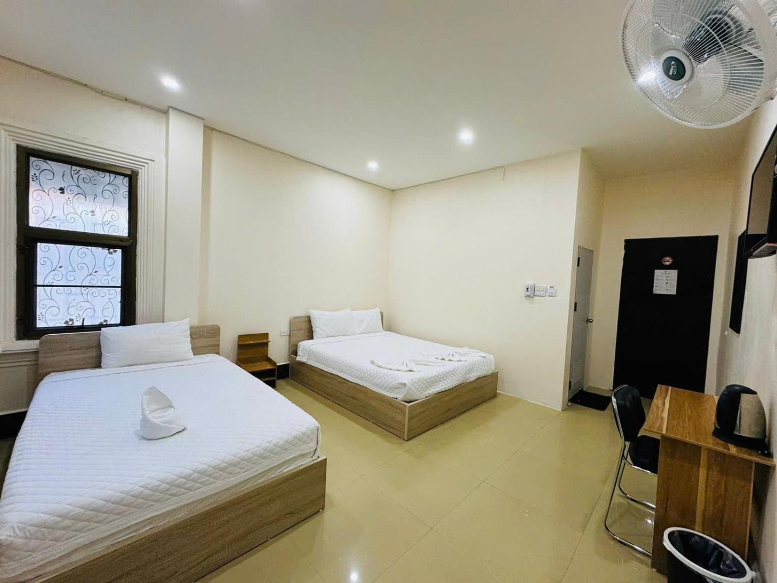 Twin Room - Photo 6