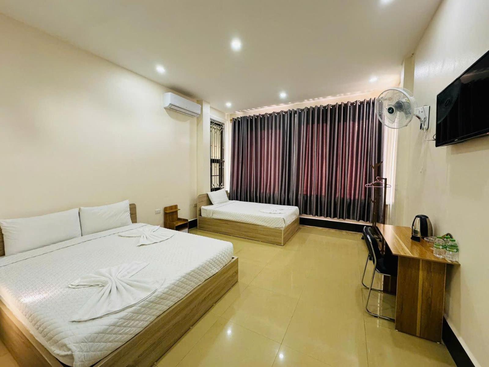 Family Room - Photo 12