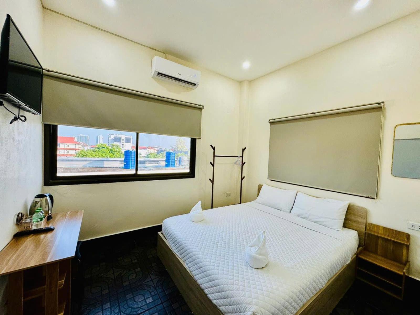 Double Room - Photo 2