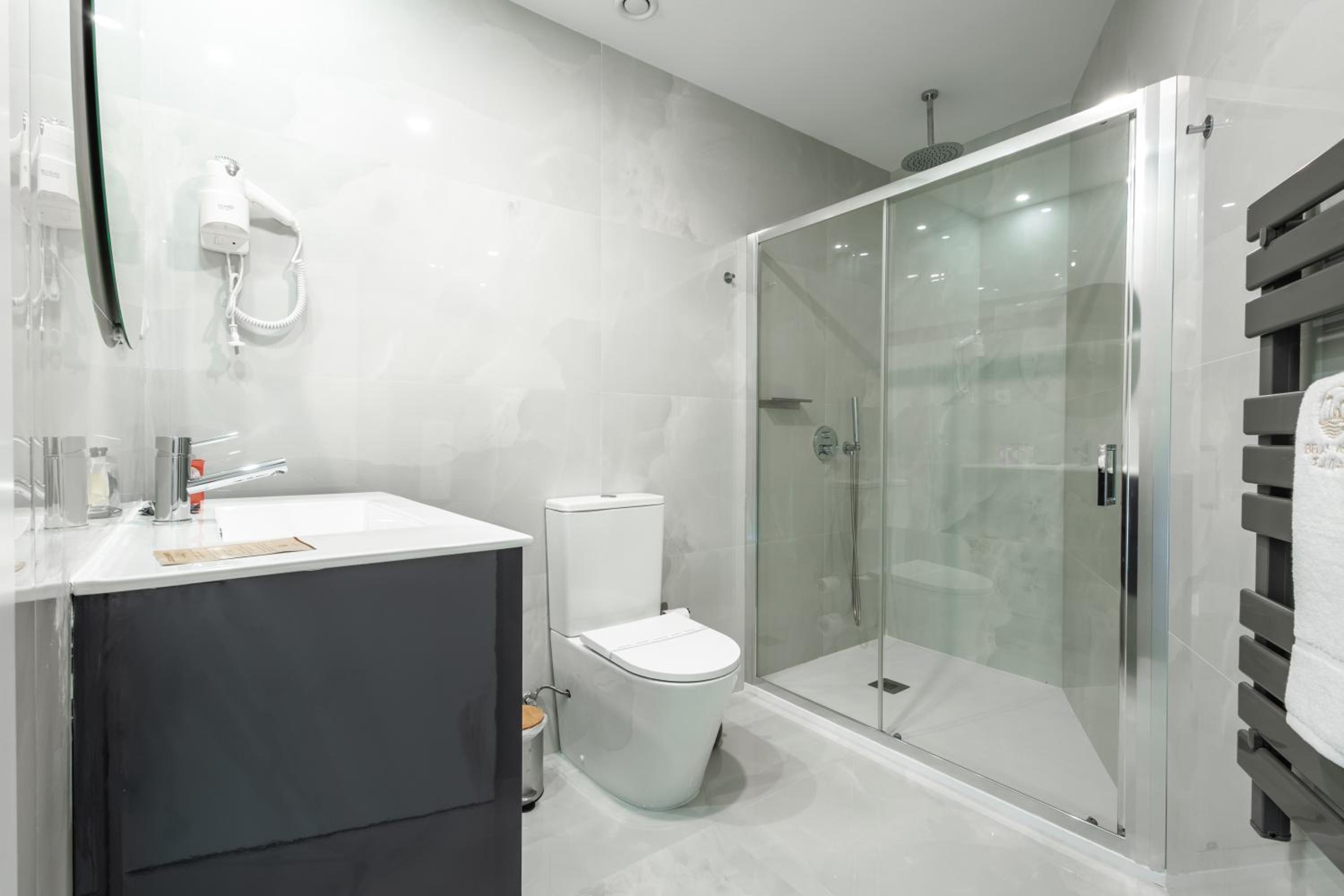 Double Room with Lake View photo 3