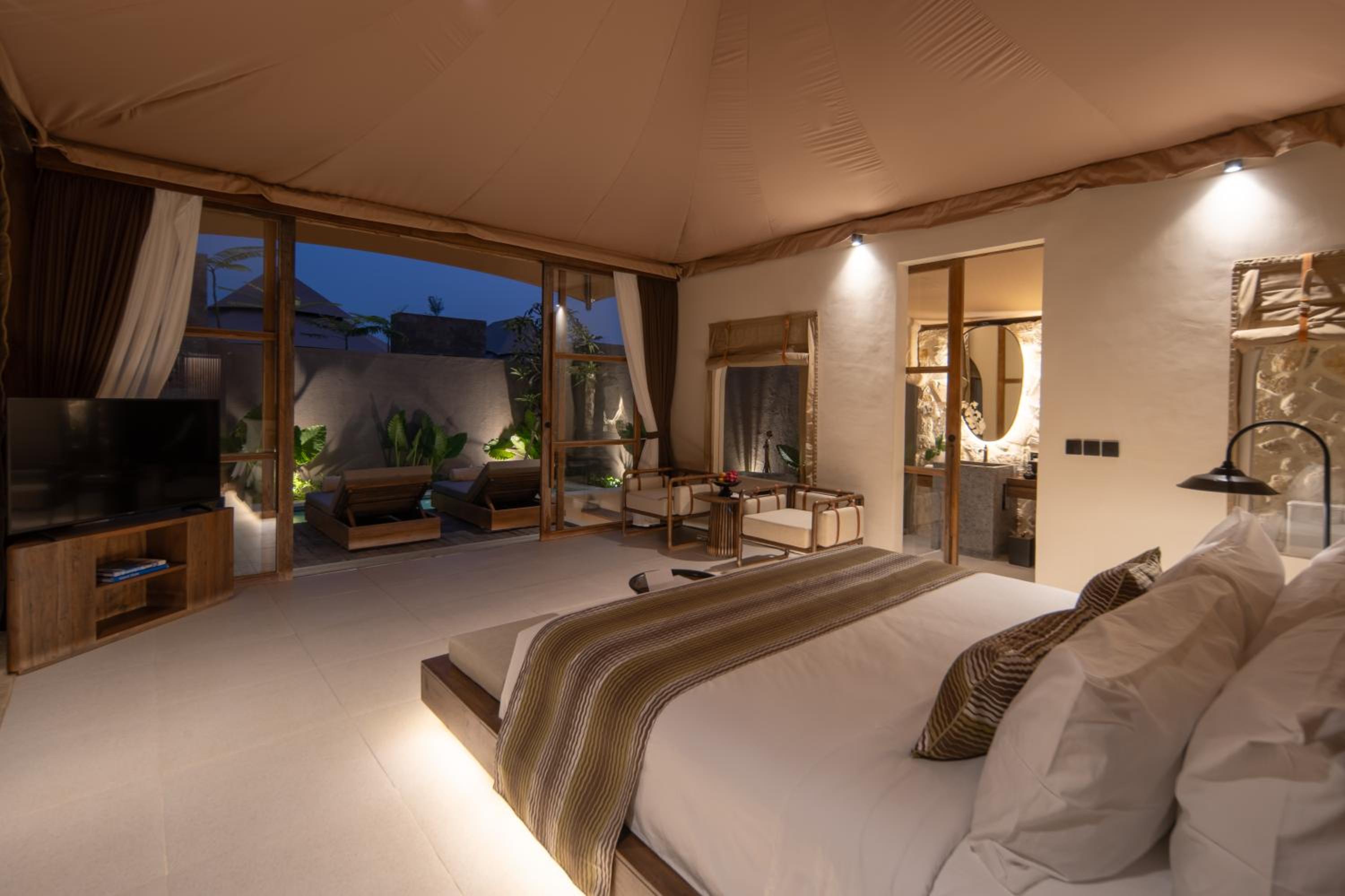 One-Bedroom Private Pool Tent, featuring a Daily Complimentary Mini-bar and Afternoon Tea - Photo 19
