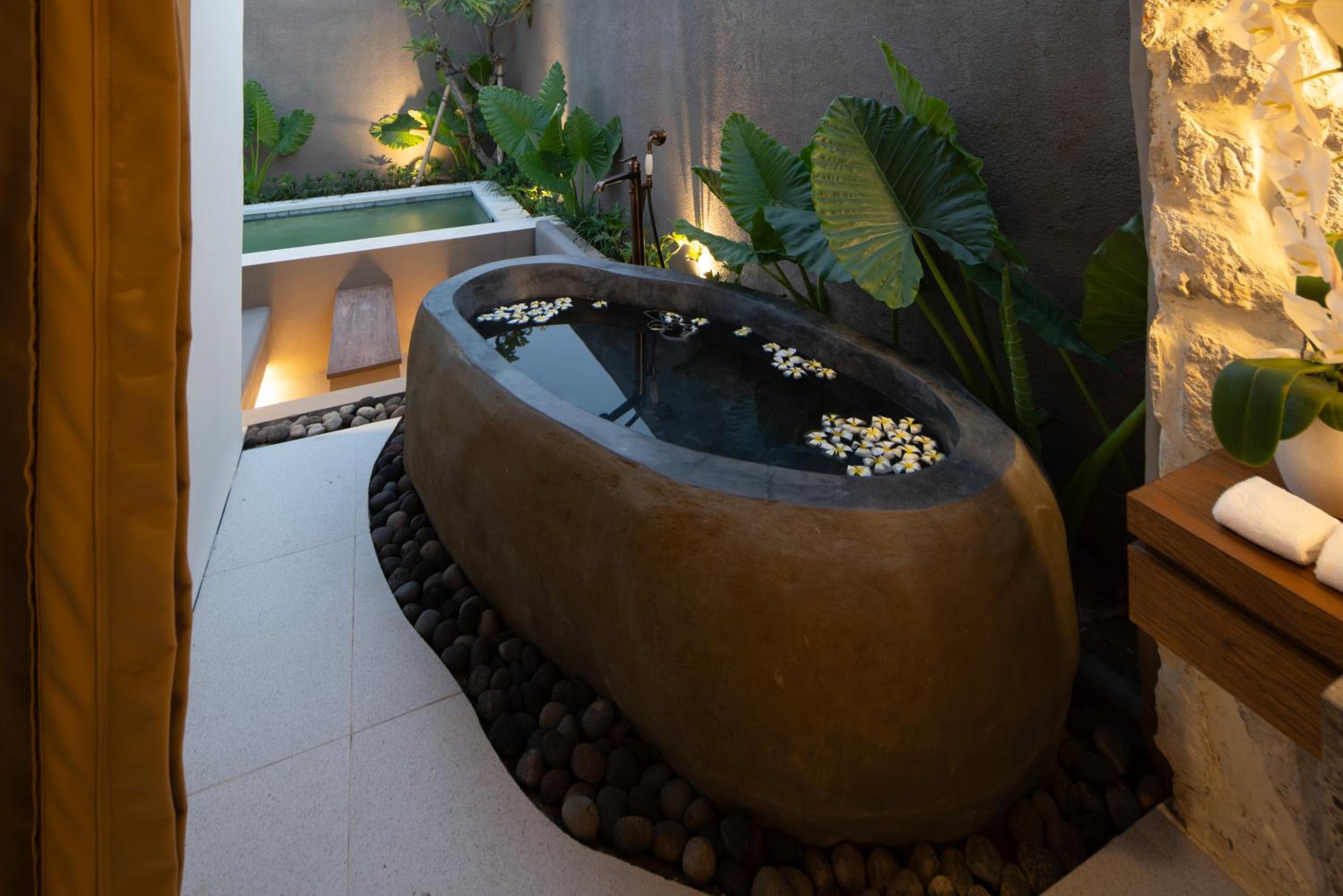 One-Bedroom Private Pool Tent, featuring a Daily Complimentary Mini-bar and Afternoon Tea - Photo 13