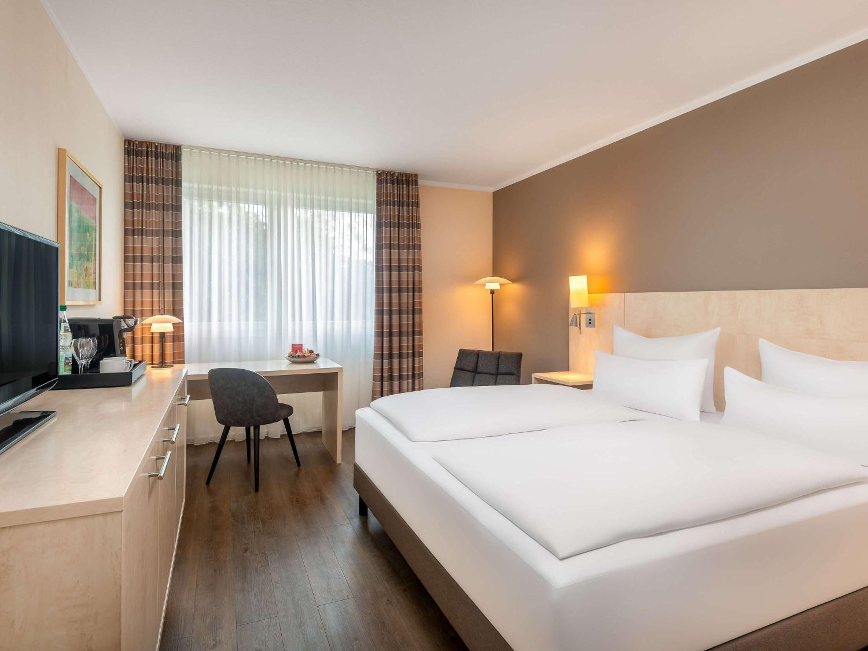 Standard King Room - Photo 1