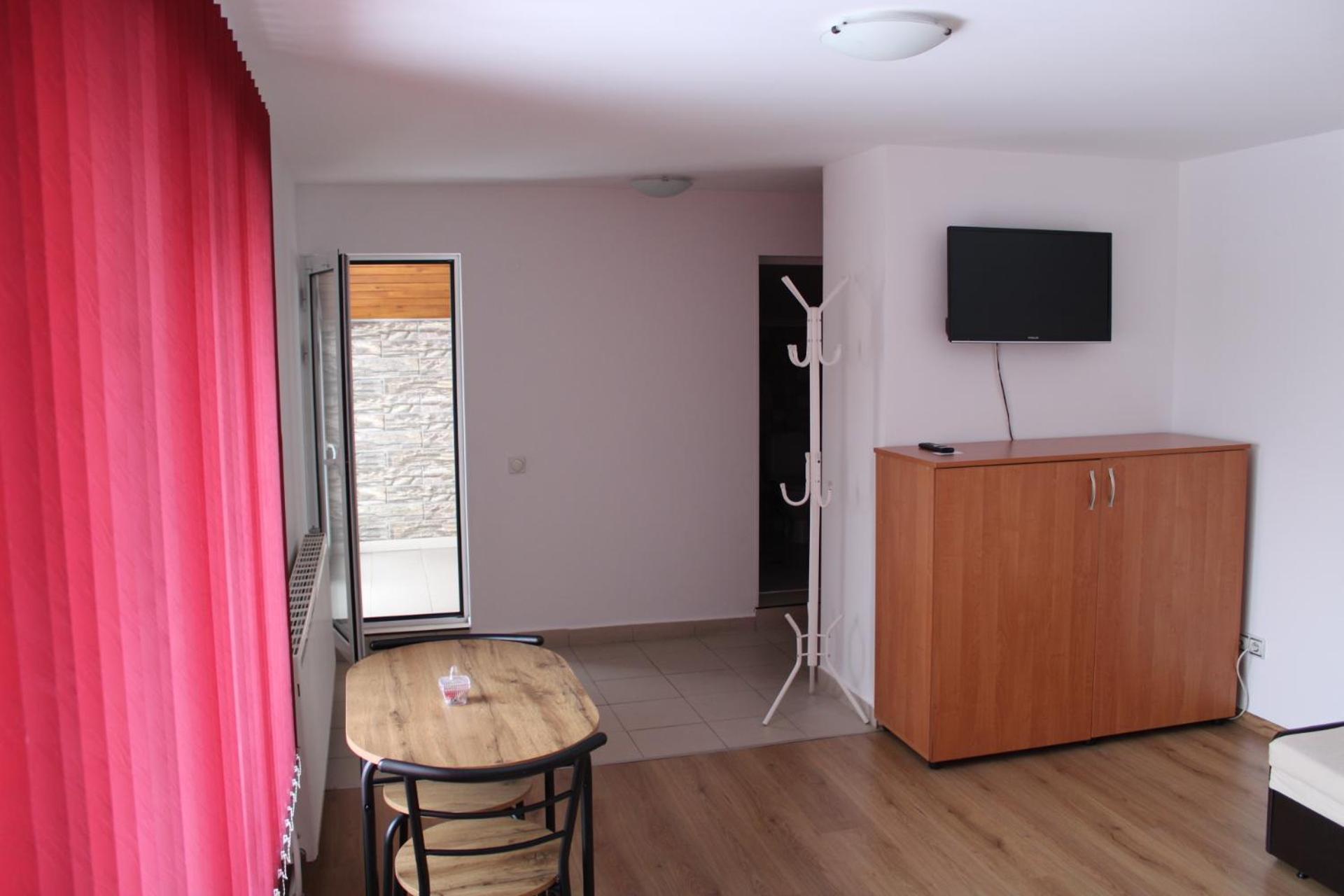 One-Bedroom Apartment With View photo 2