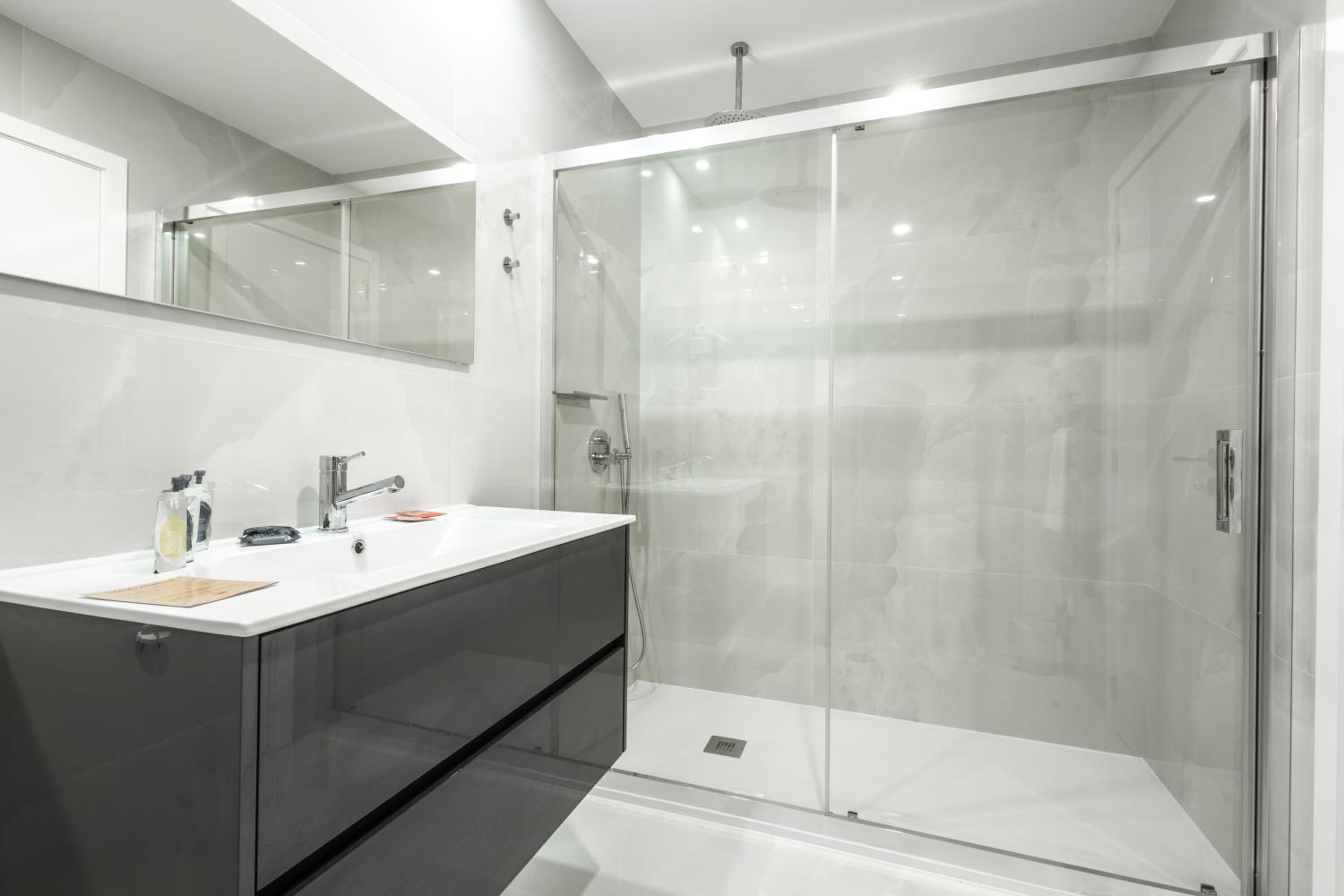 Double Room with Lake View photo 3