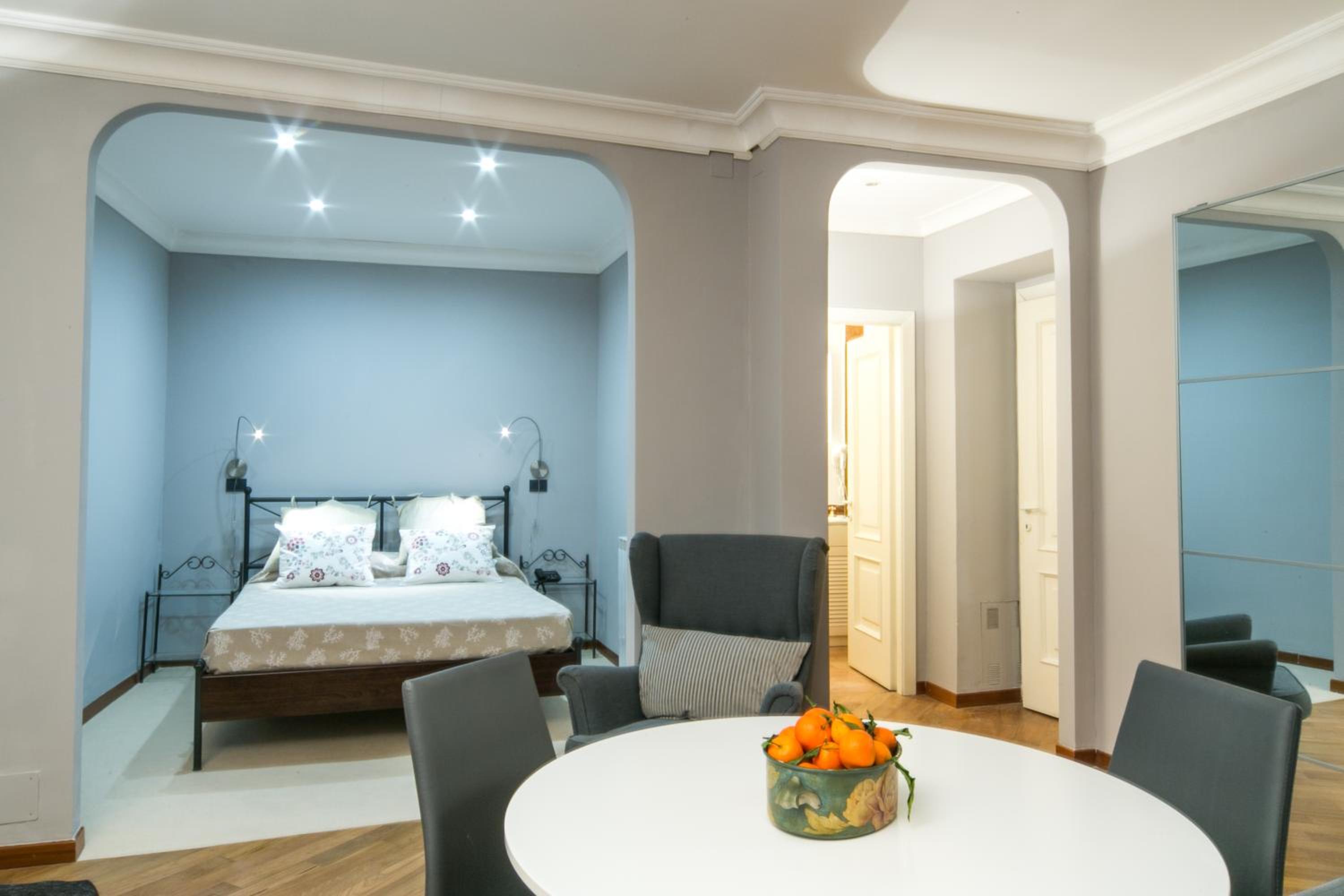 Junior Suite with Spa Bath - Photo 1
