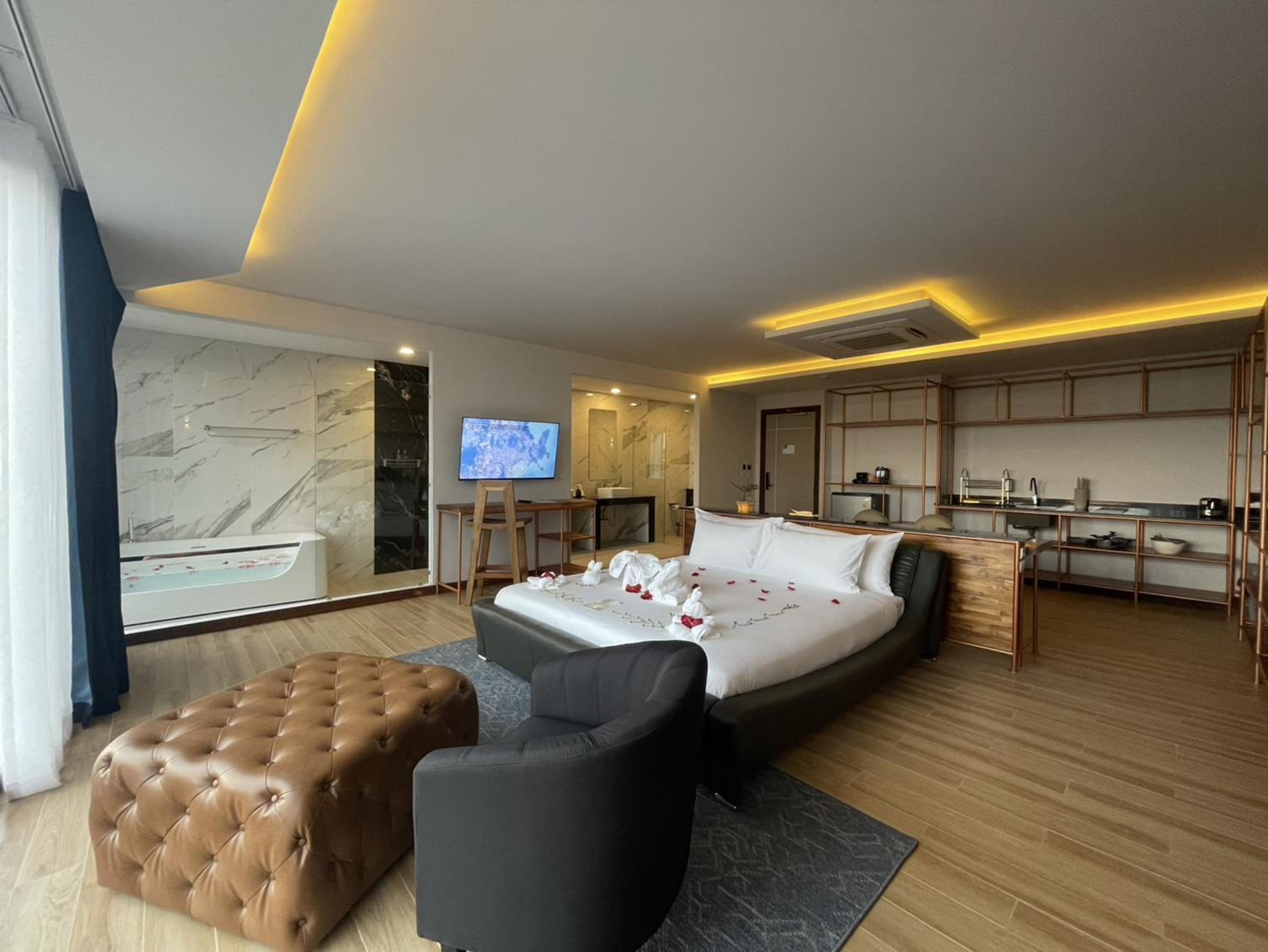 Executive Suite