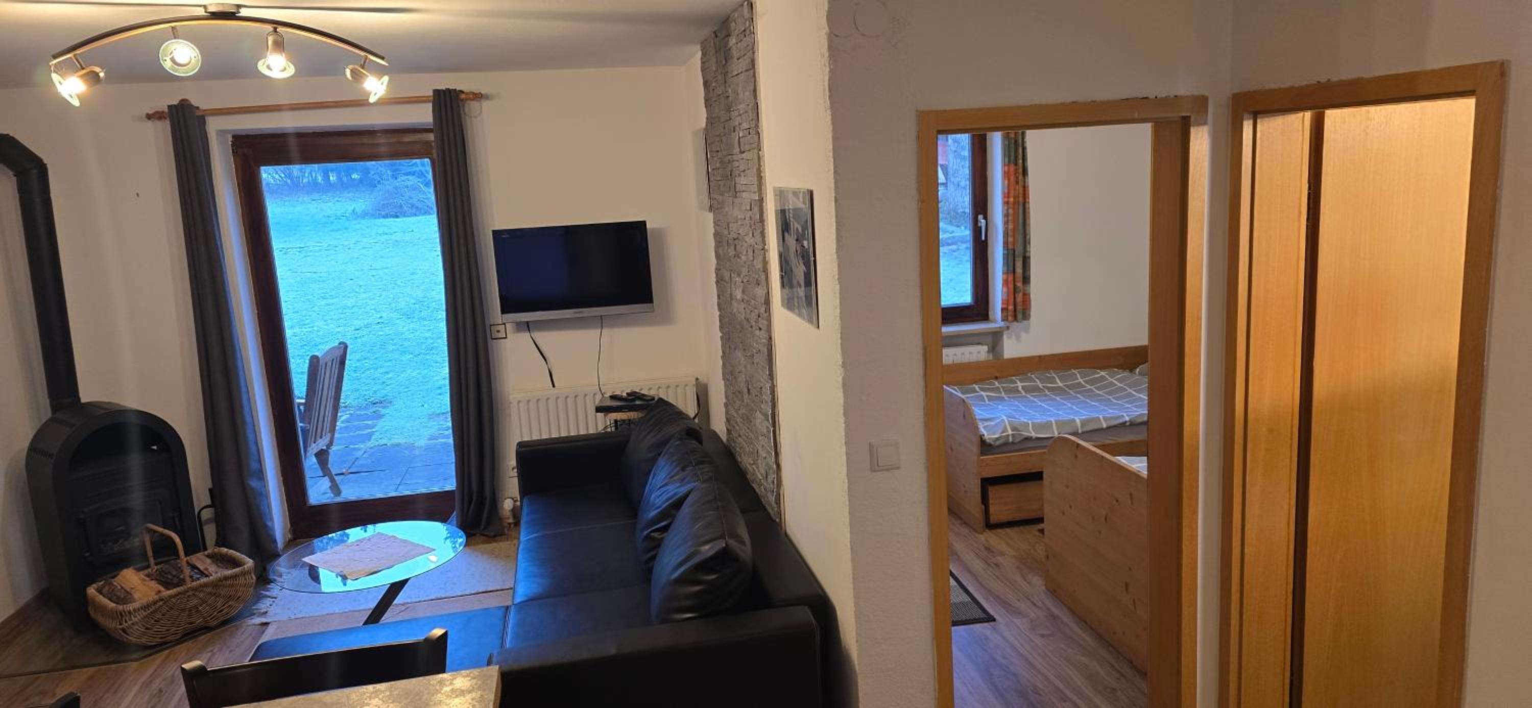 One-Bedroom Apartment photo 2