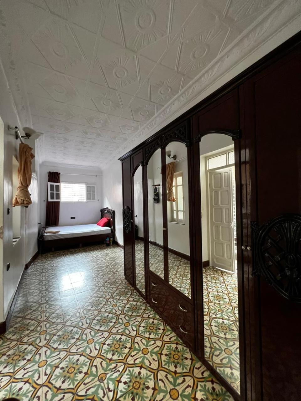 Double Room with Shared Bathroom photo 3