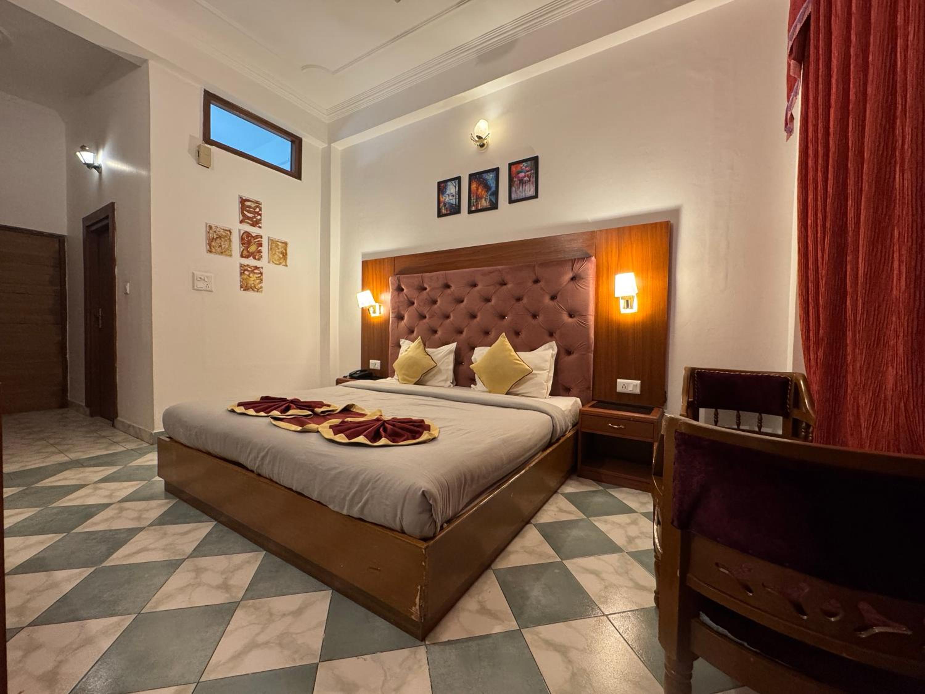 King Room