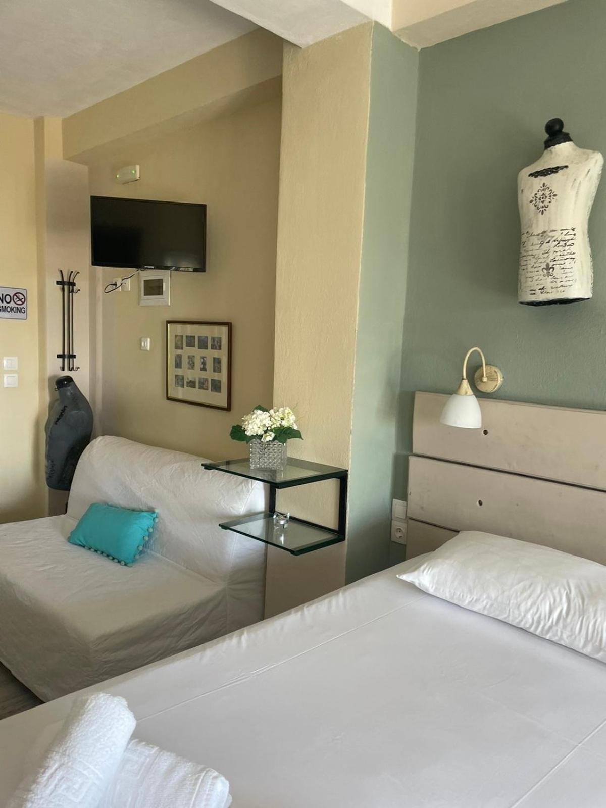 Quadruple Room With Terrace