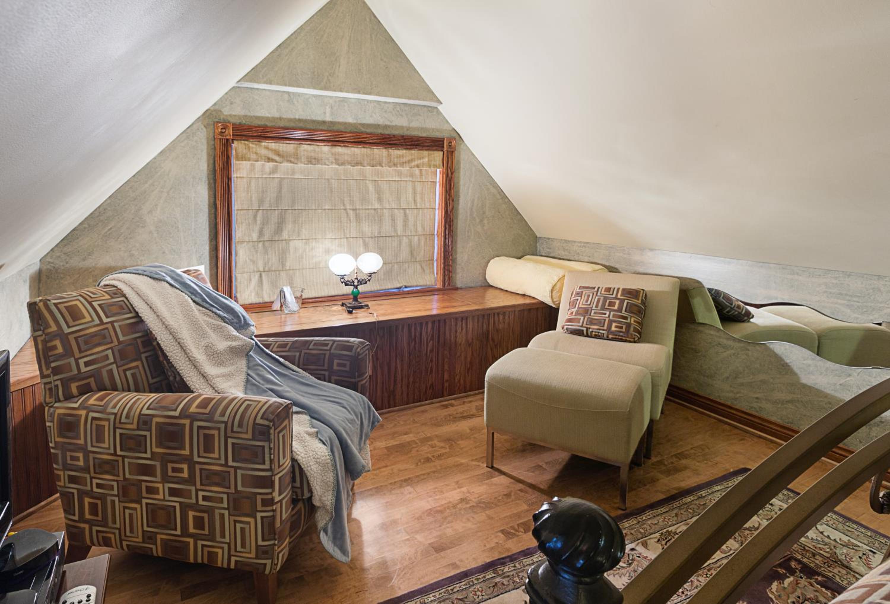 Deluxe Queen Room photo 2