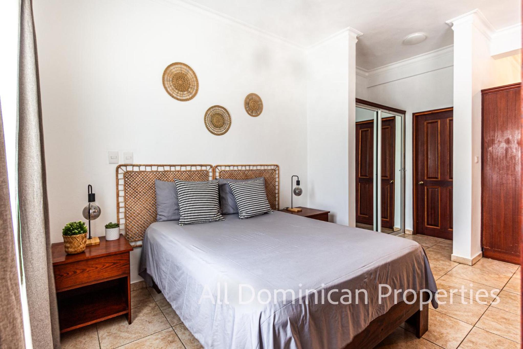 Studio Apartment photo 1