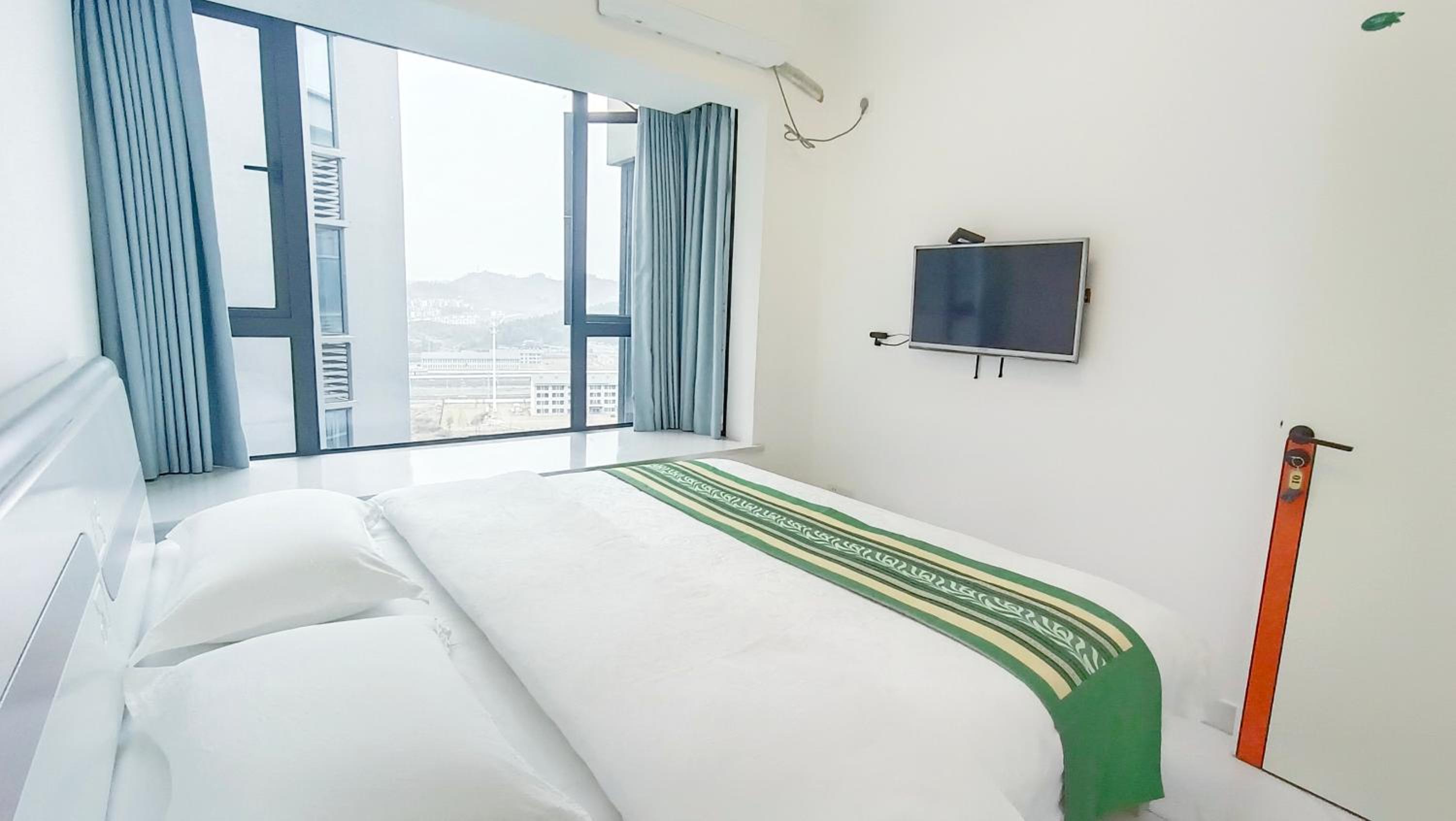 Double Room With Shared Toilet