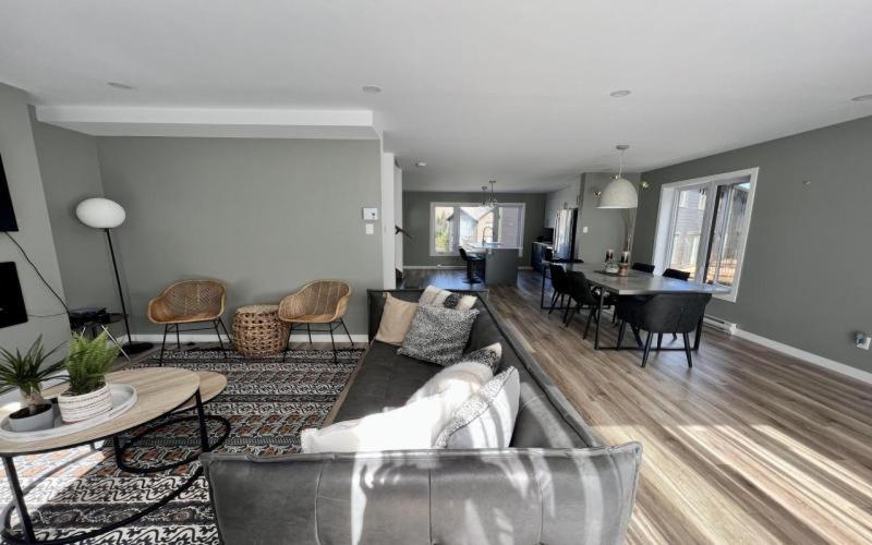 Three Bedroom Condo (12) Oasis