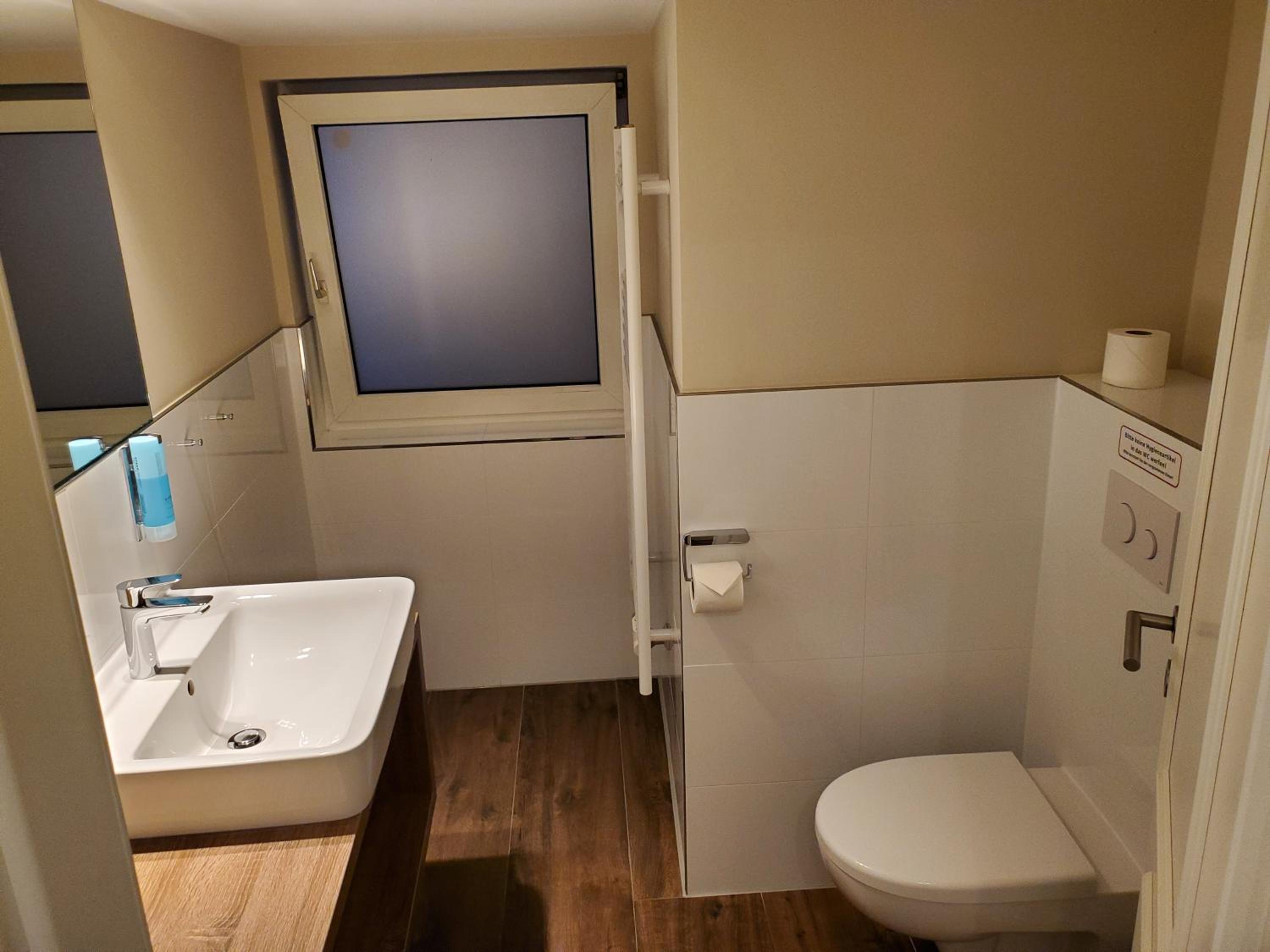 Junior Suite thumbnail 5