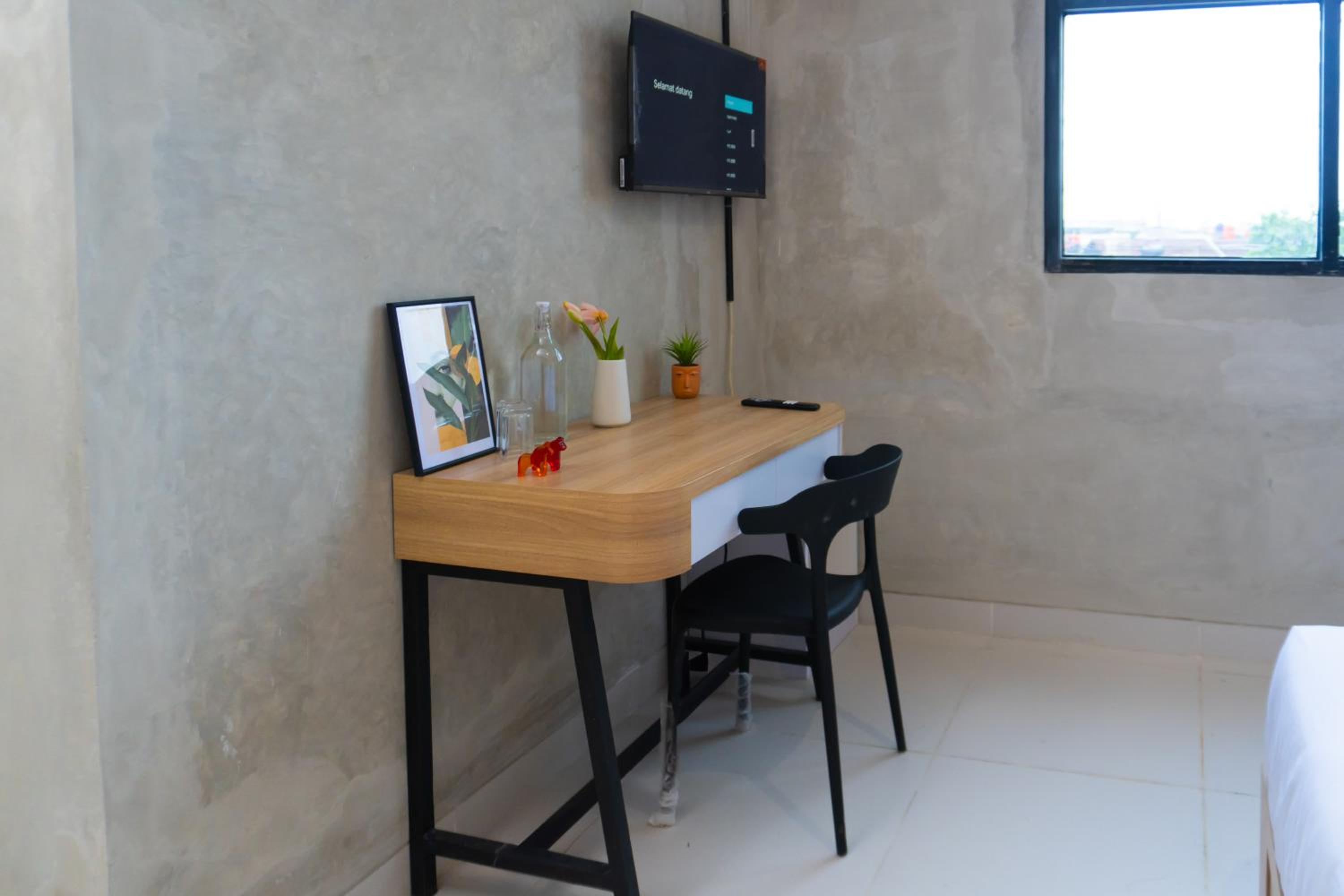 Standard Twin Room - Photo 2