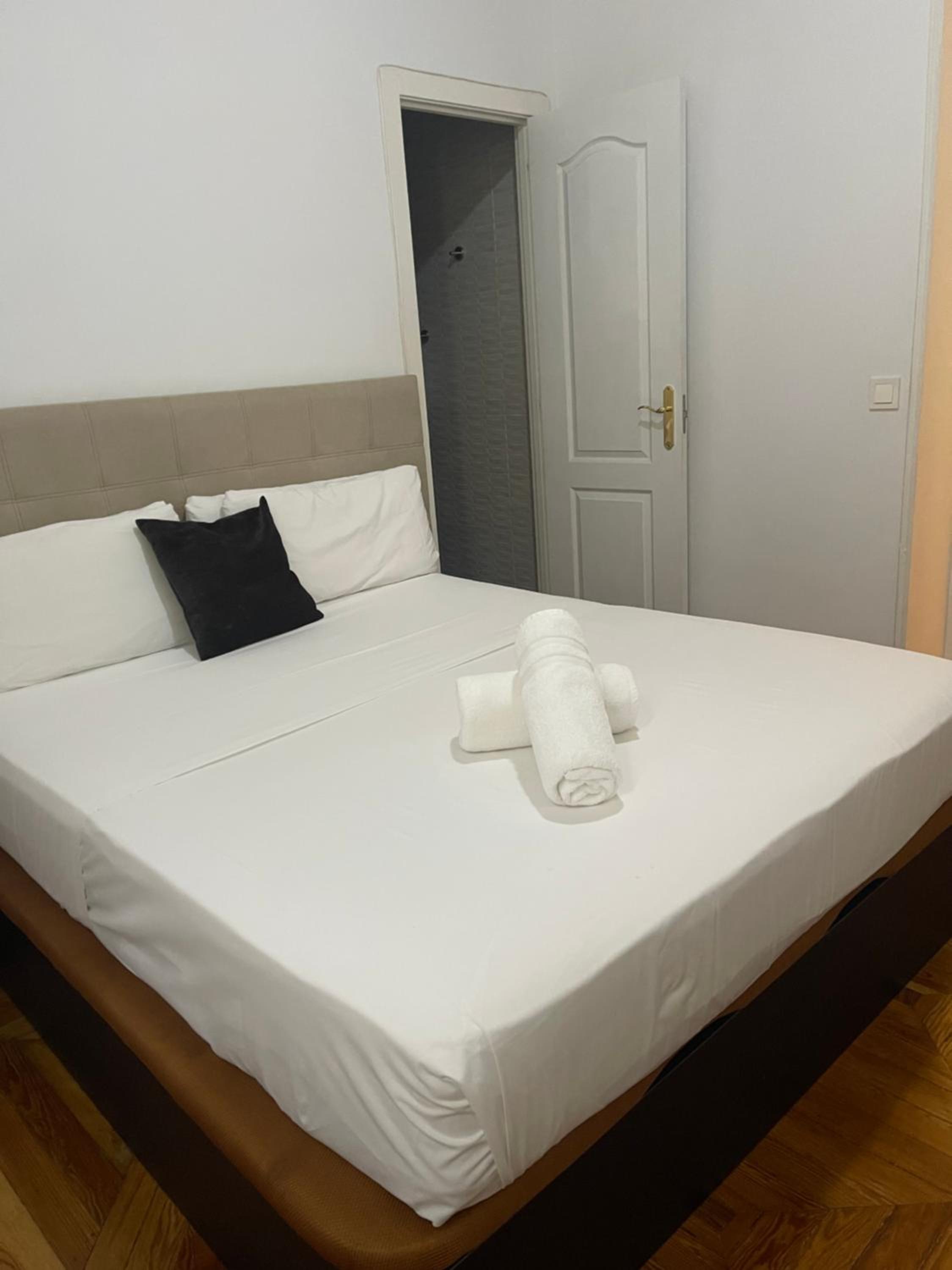 Standard Double Room with Internal Bathroom photo 3