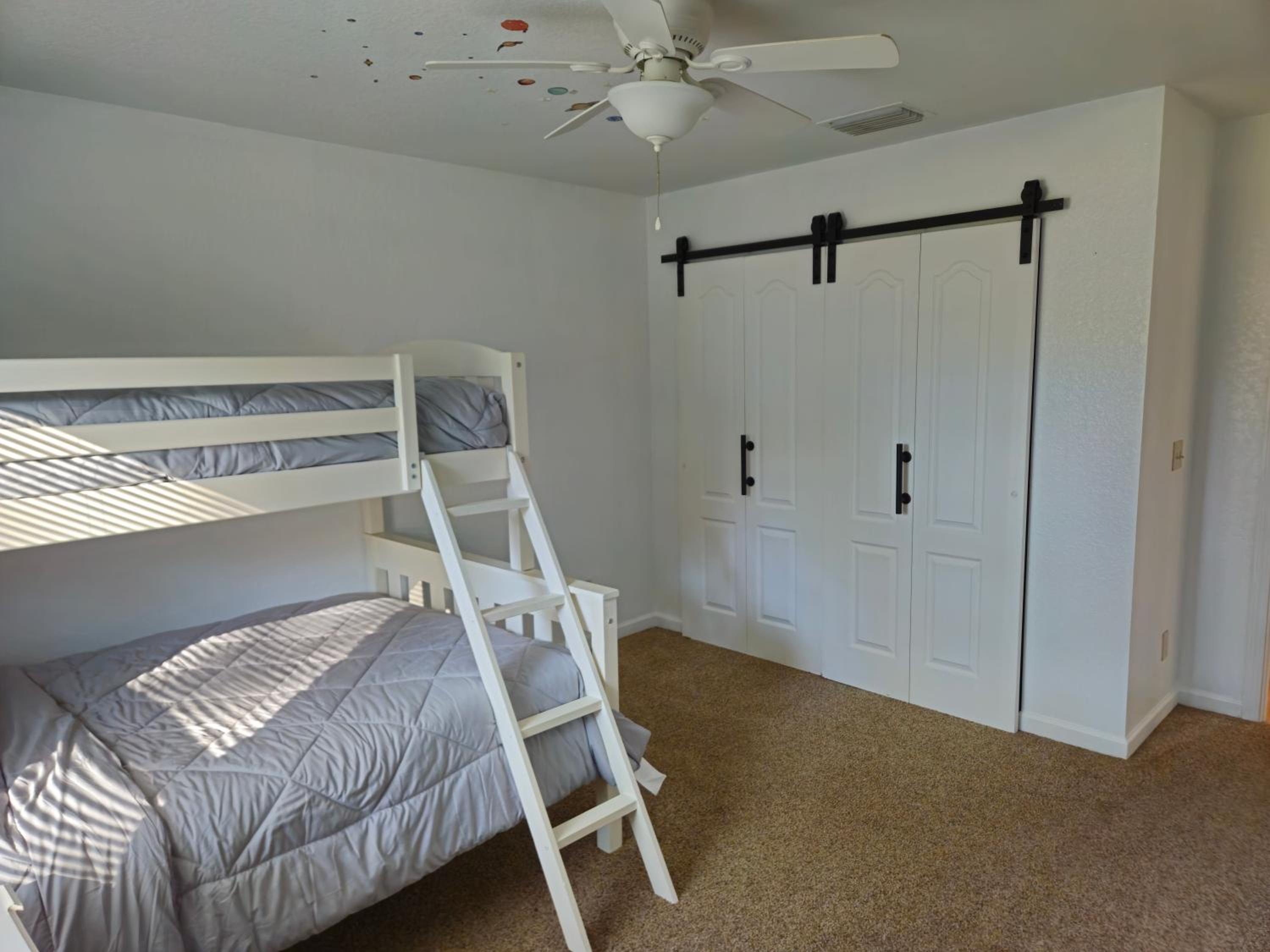 Three-Bedroom House photo 1