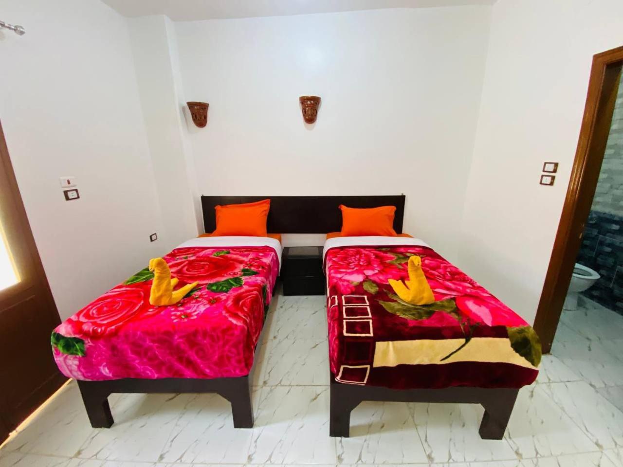 Double Room with Balcony (3 Adults) photo 1