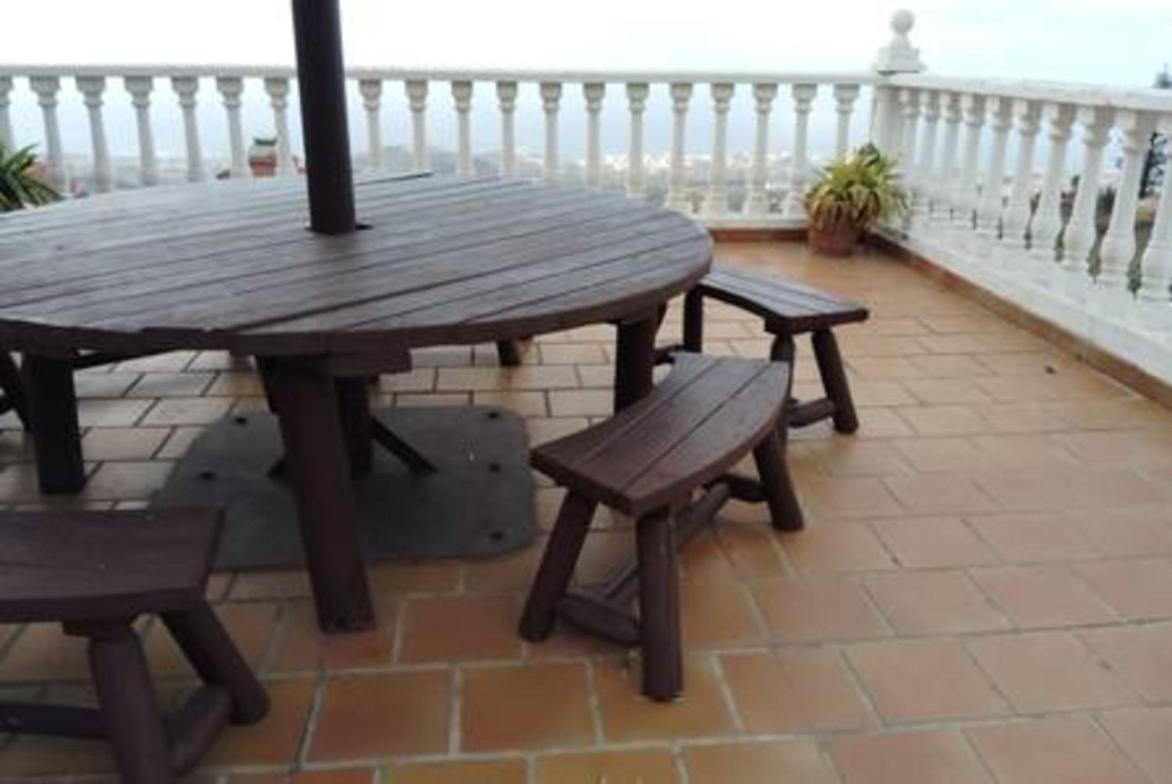 Villa photo 3