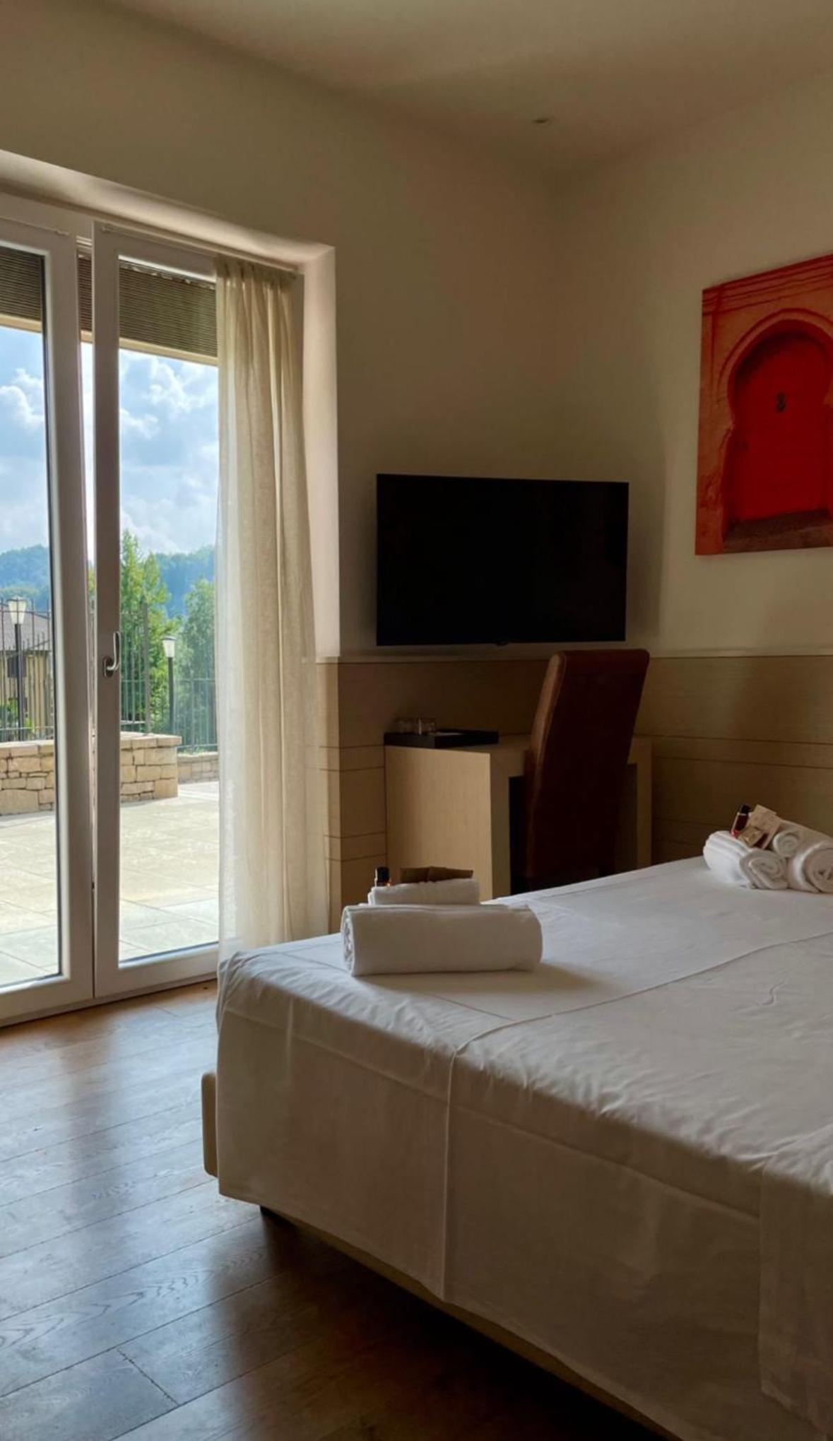 Double Room with Garden View photo 2