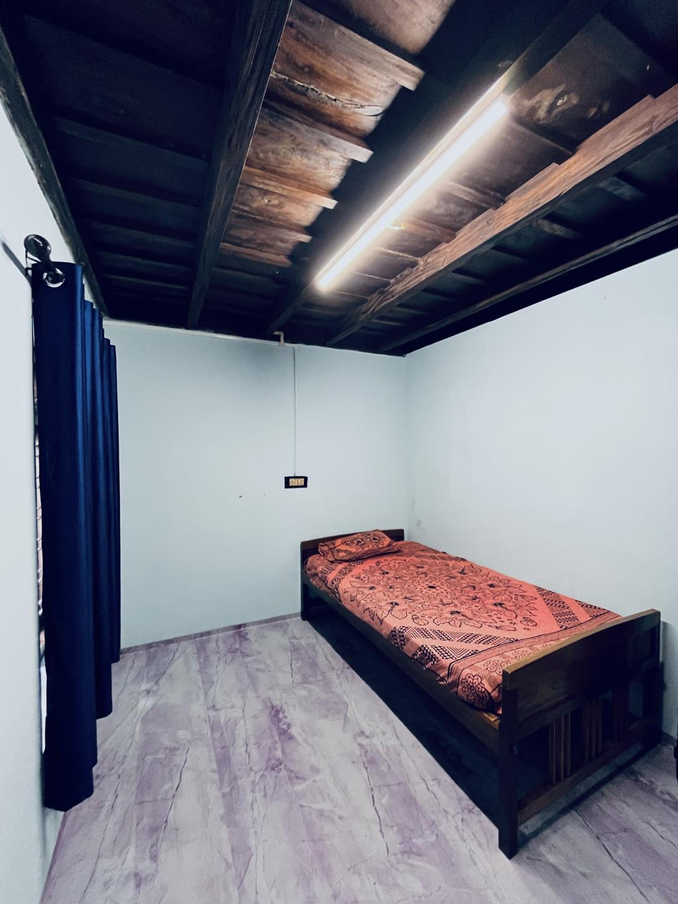 One-Bedroom House photo 2