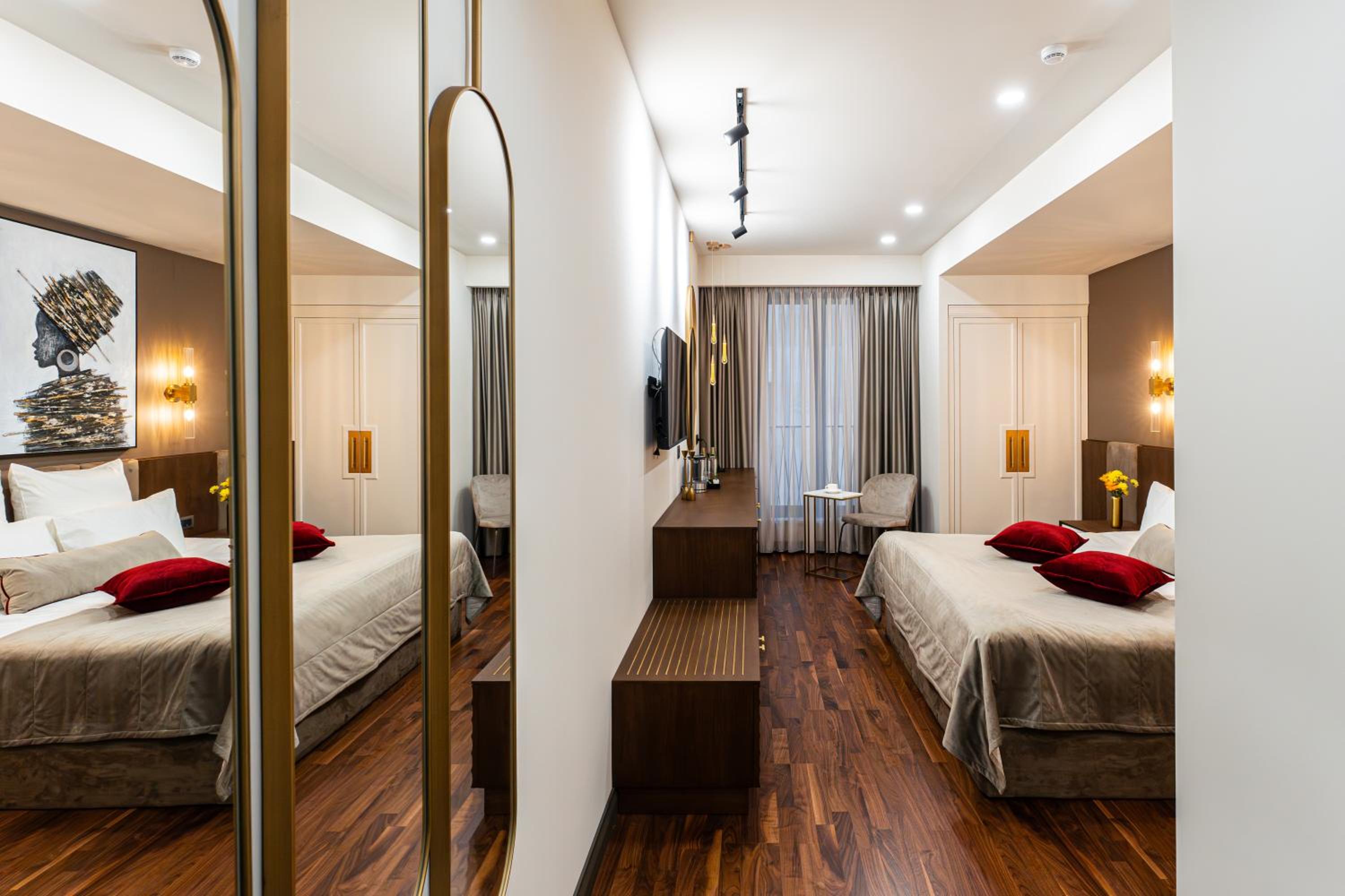 Deluxe Double Room photo 2