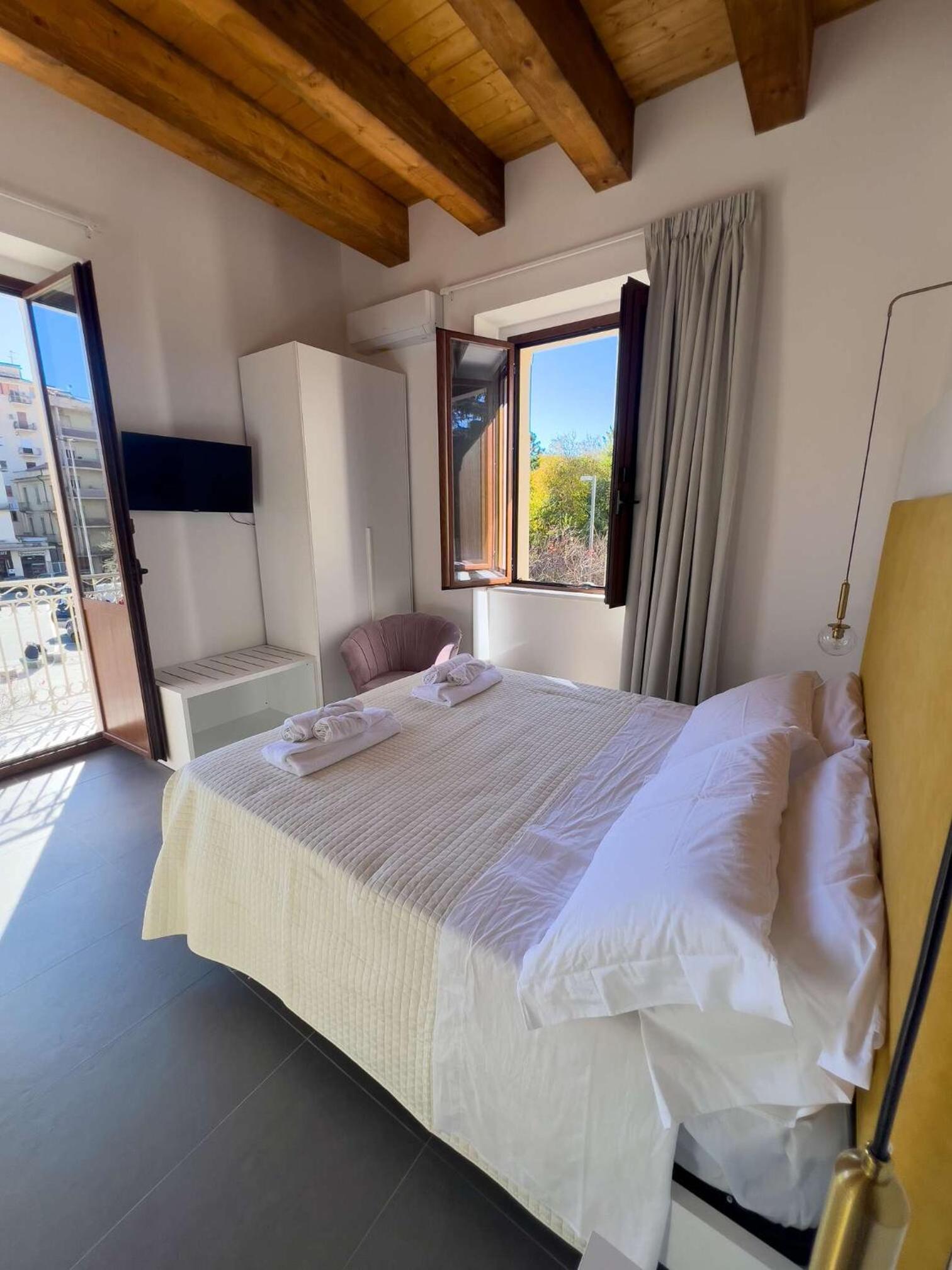 Double Room with Private Bathroom