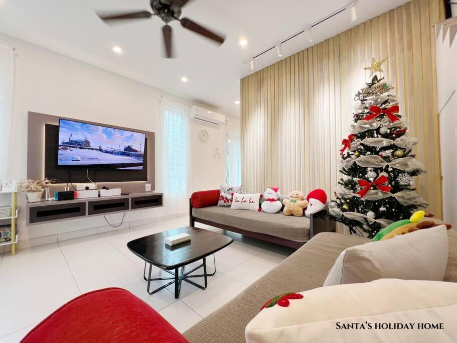 Four-Bedroom House photo 1