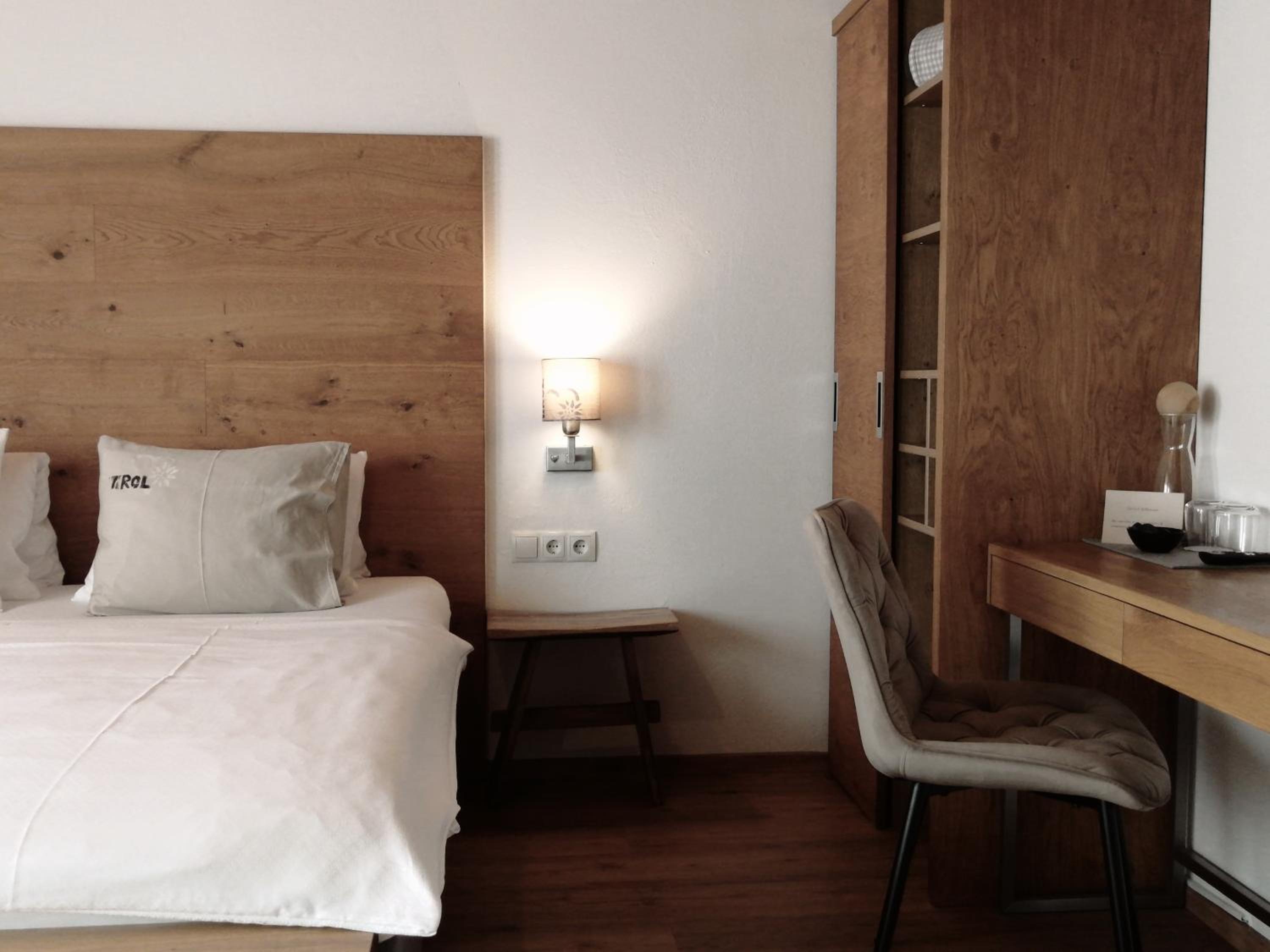 Double Room with Balcony photo 2