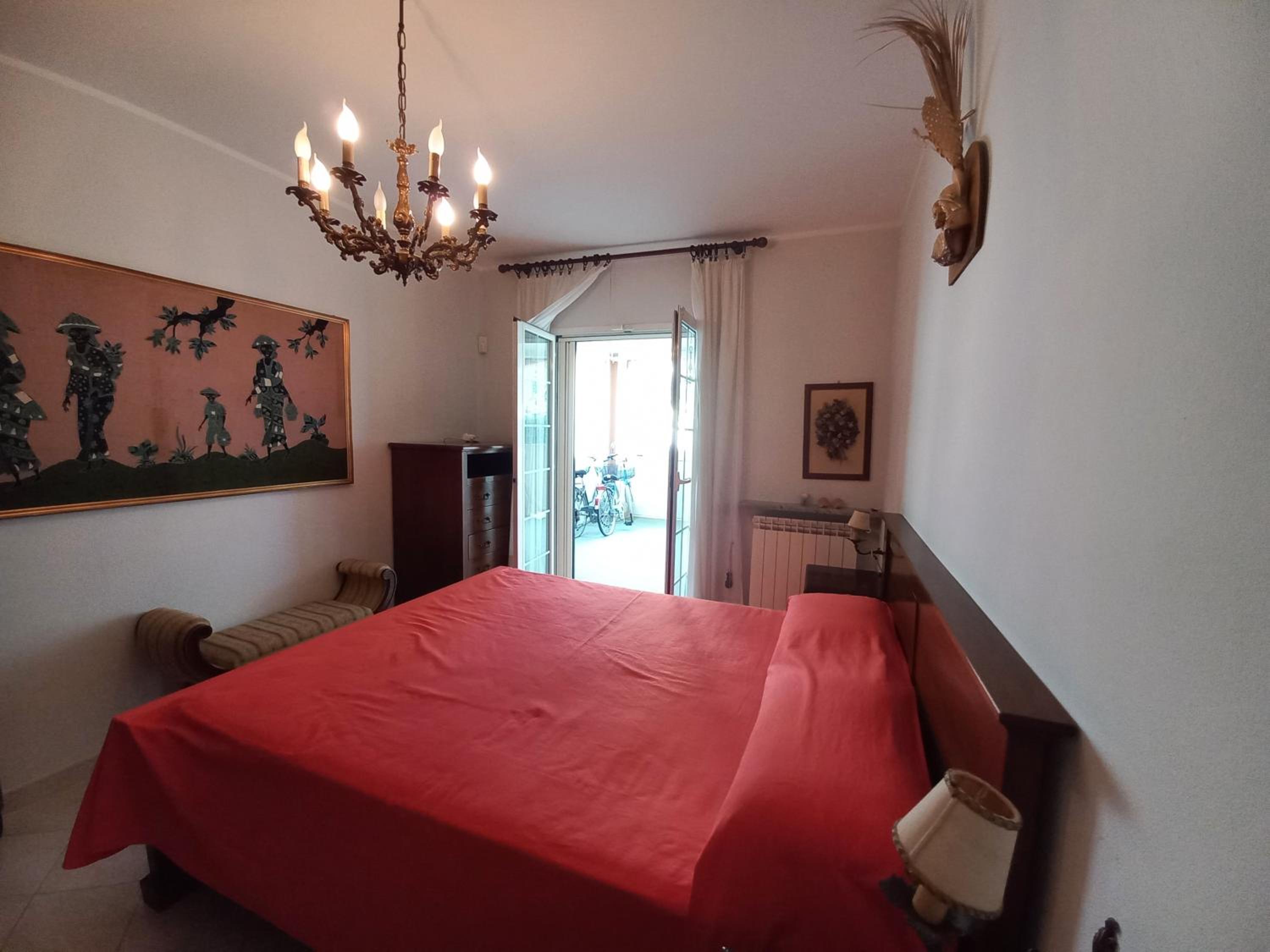Large Double Room photo 1