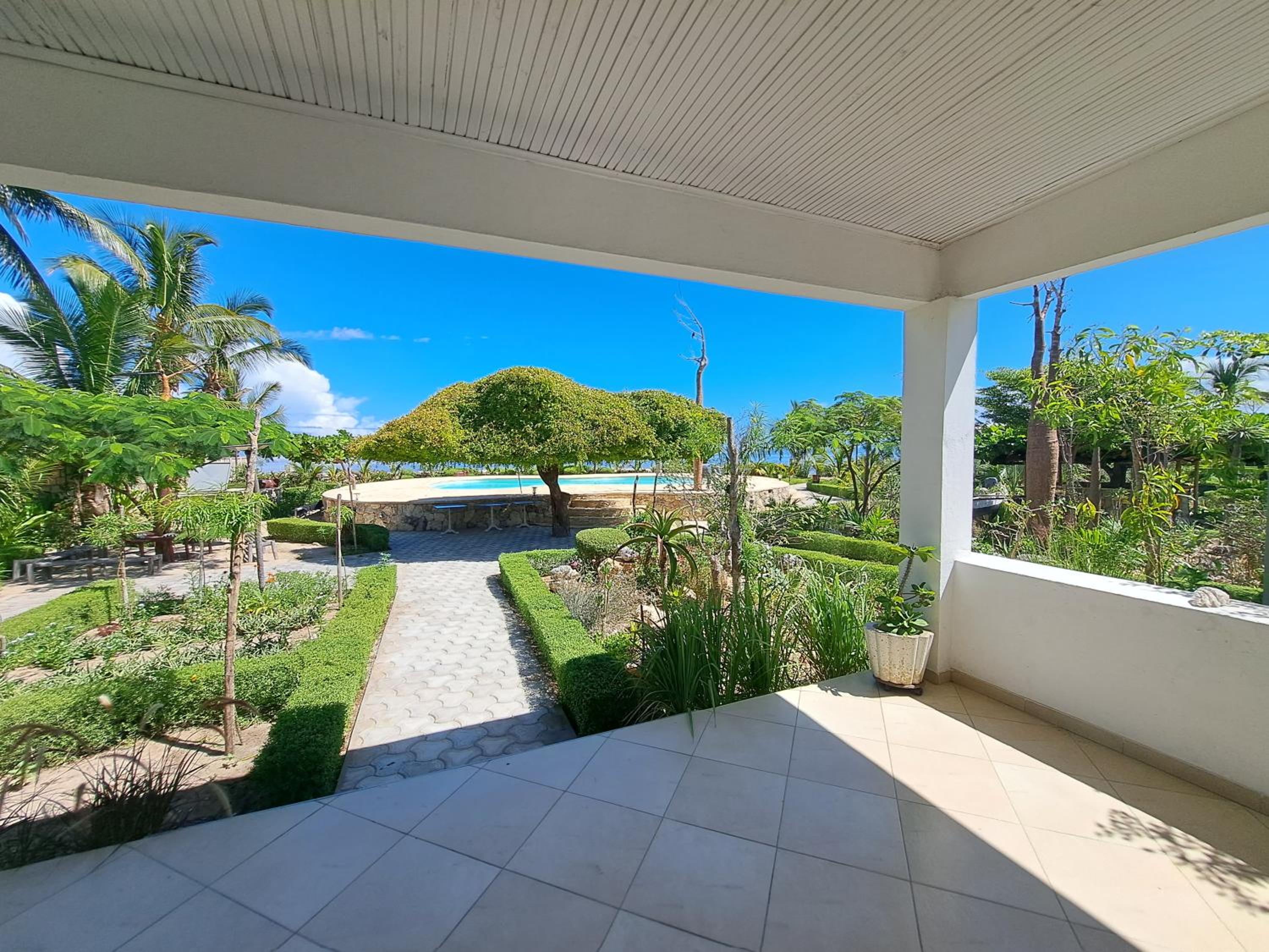 Studio with Pool View photo 2
