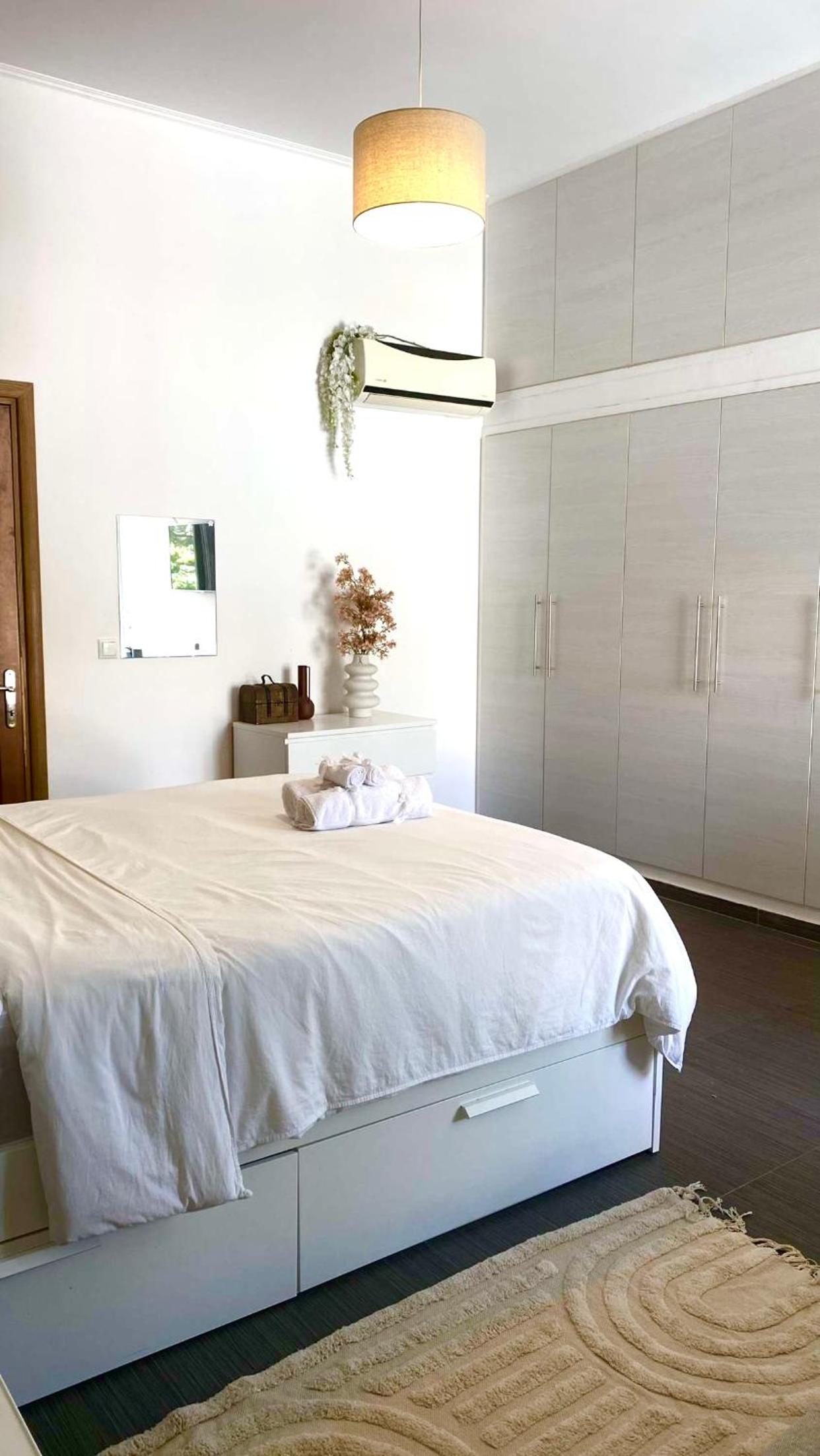 Four-Bedroom Standard Apartment