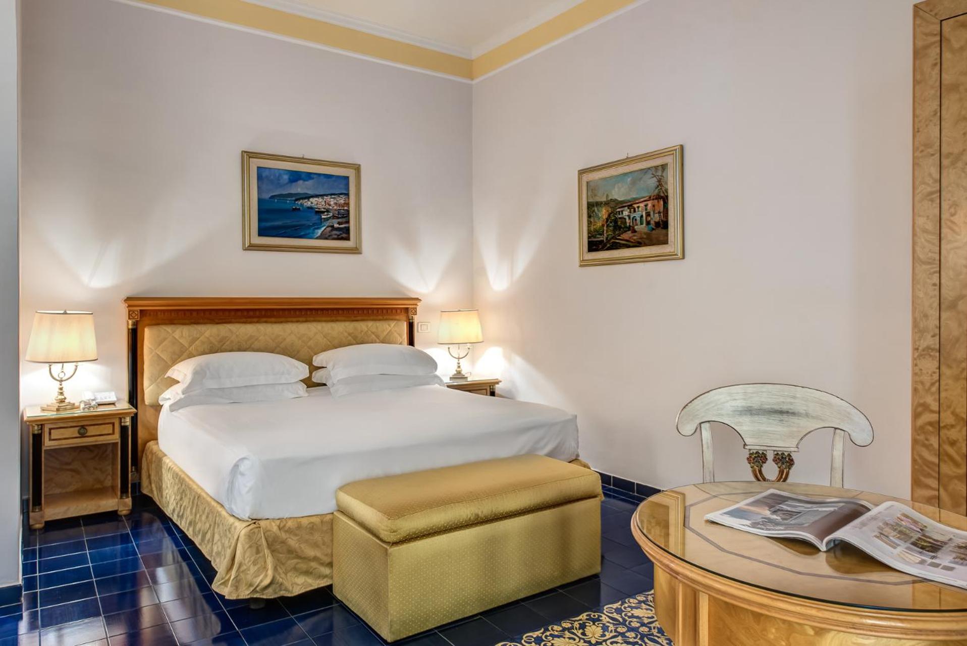 Junior Suite with Sea View - Photo 2