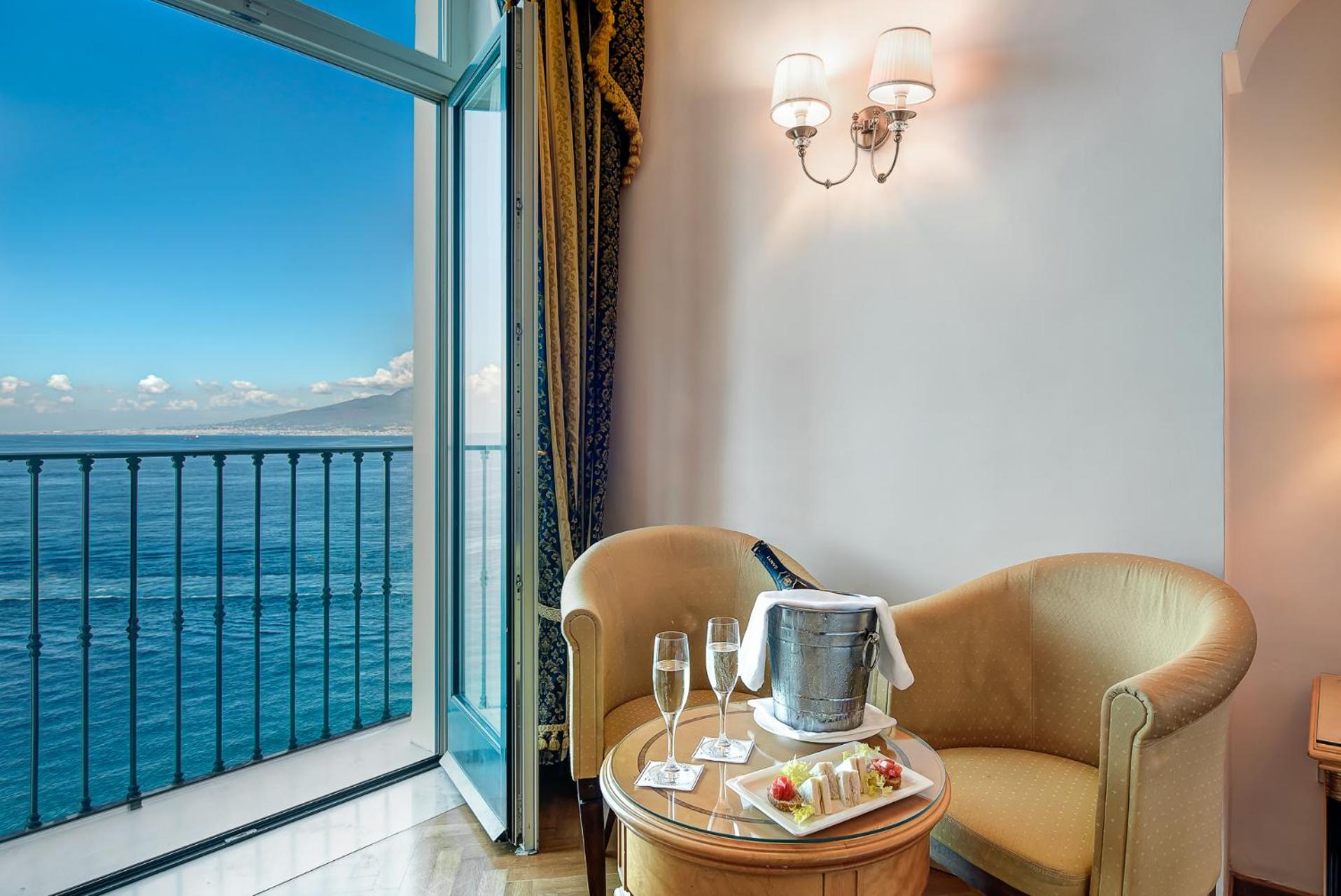 Superior Double Room with Sea View photo 2