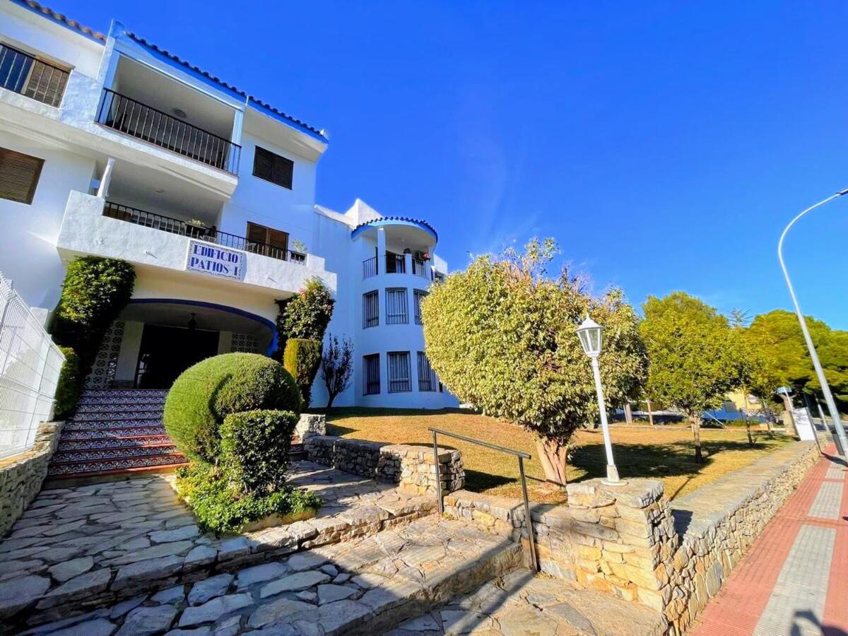 Two-Bedroom Apartment with Sea View photo 2