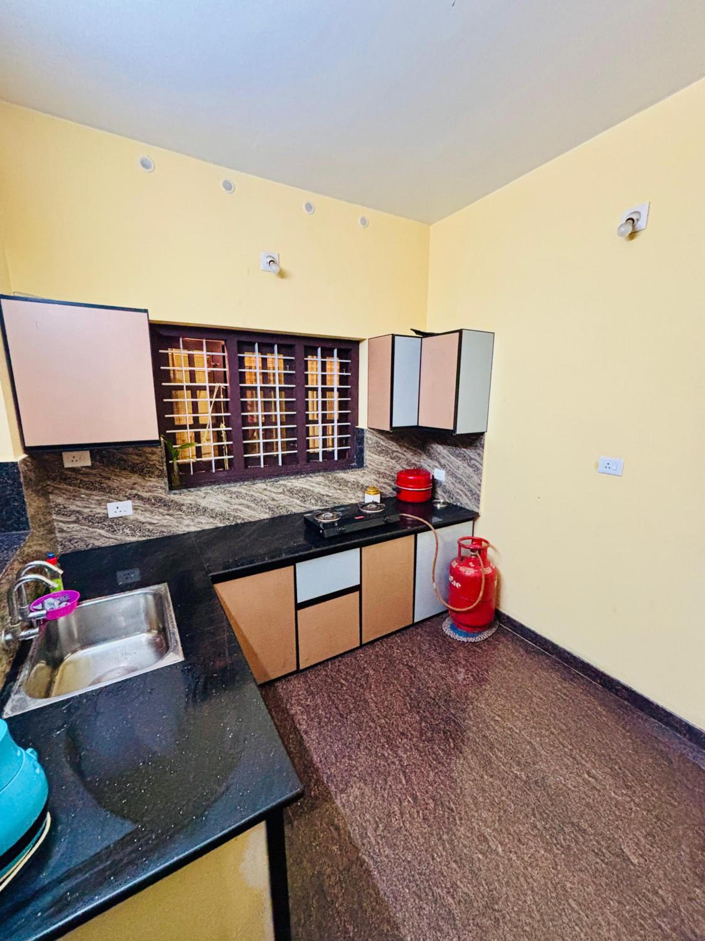 Family Room photo 1