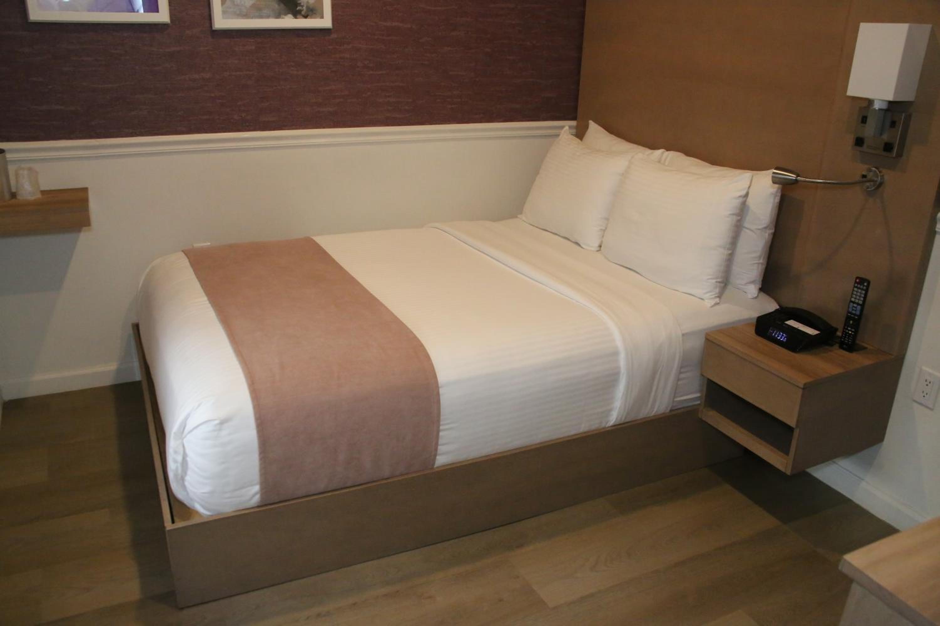 Standard Room with City View