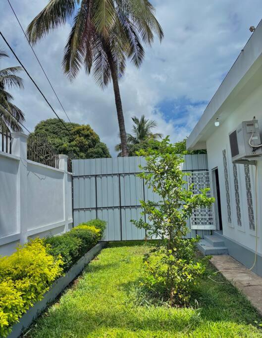 One-Bedroom House photo 2