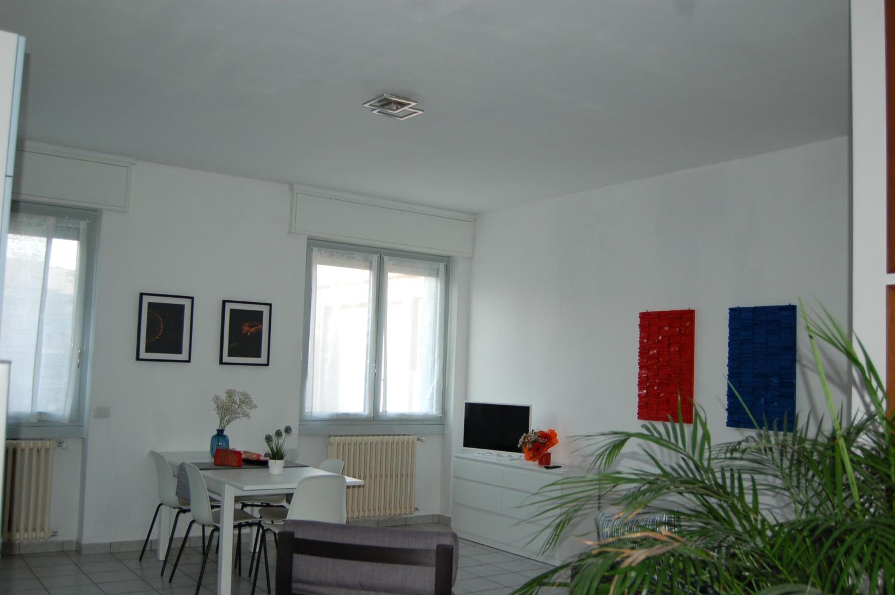 Two-Bedroom Apartment photo 2