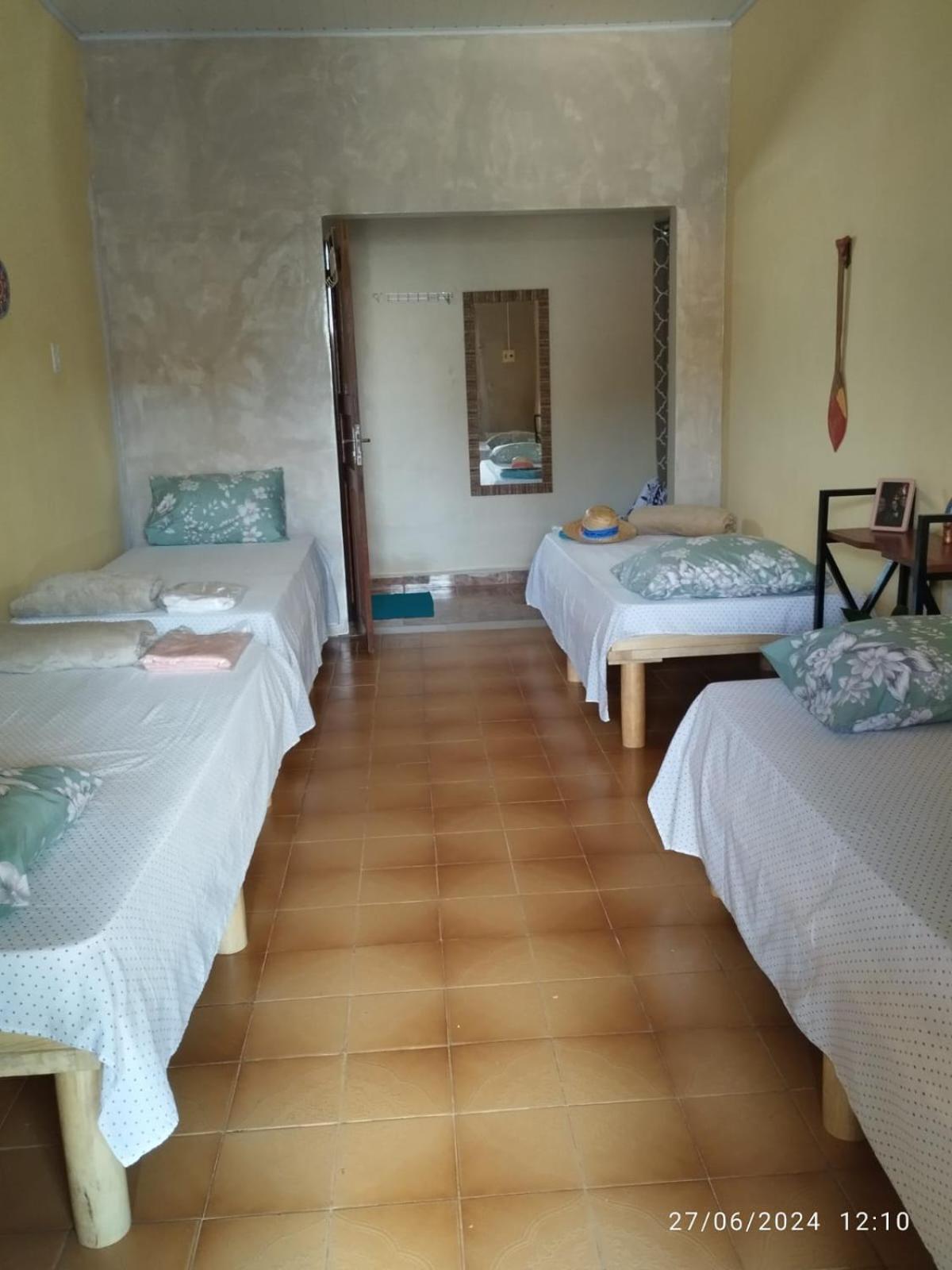 Quadruple Room with Private Bathroom photo 2
