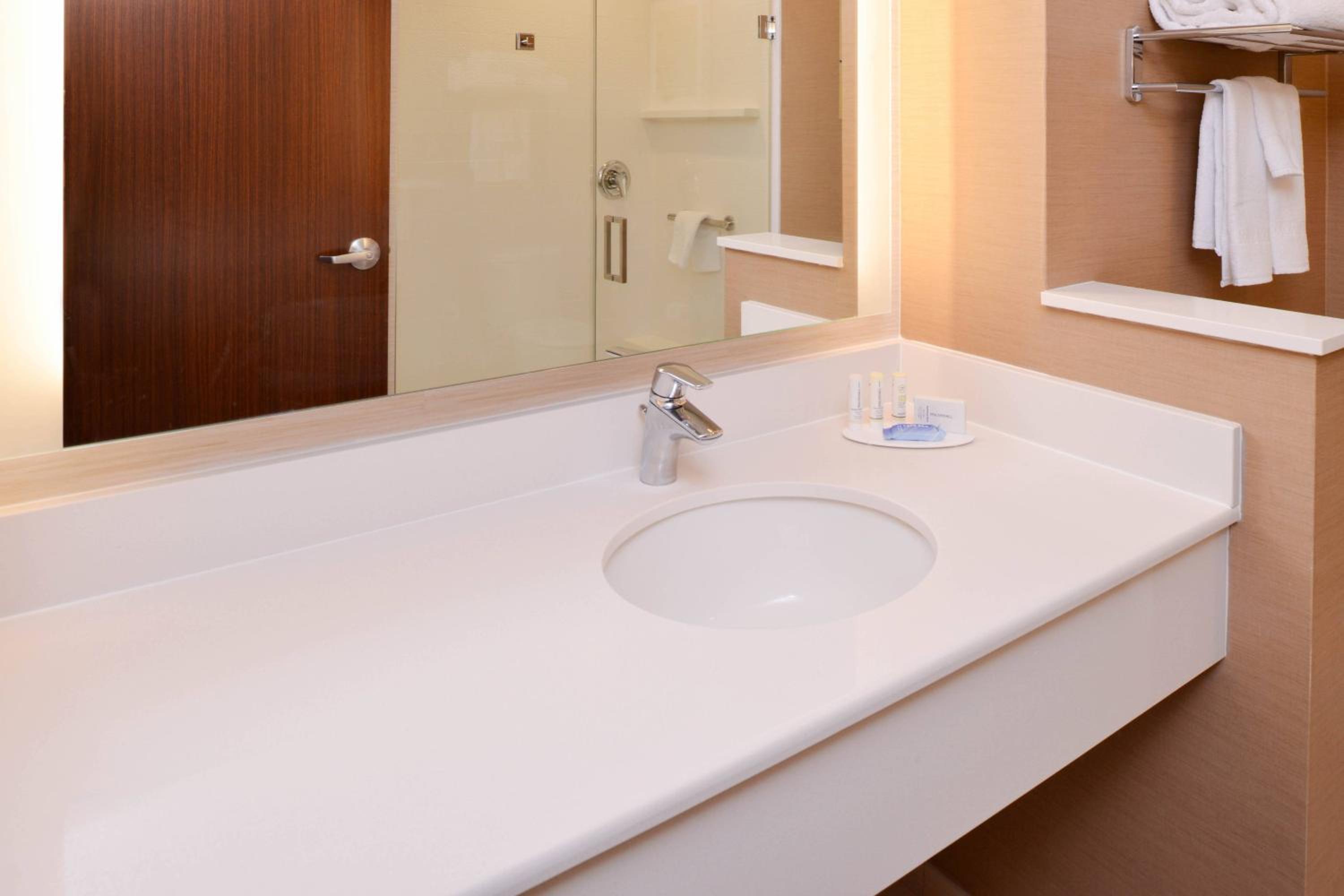 King Room - Hearing Accessible