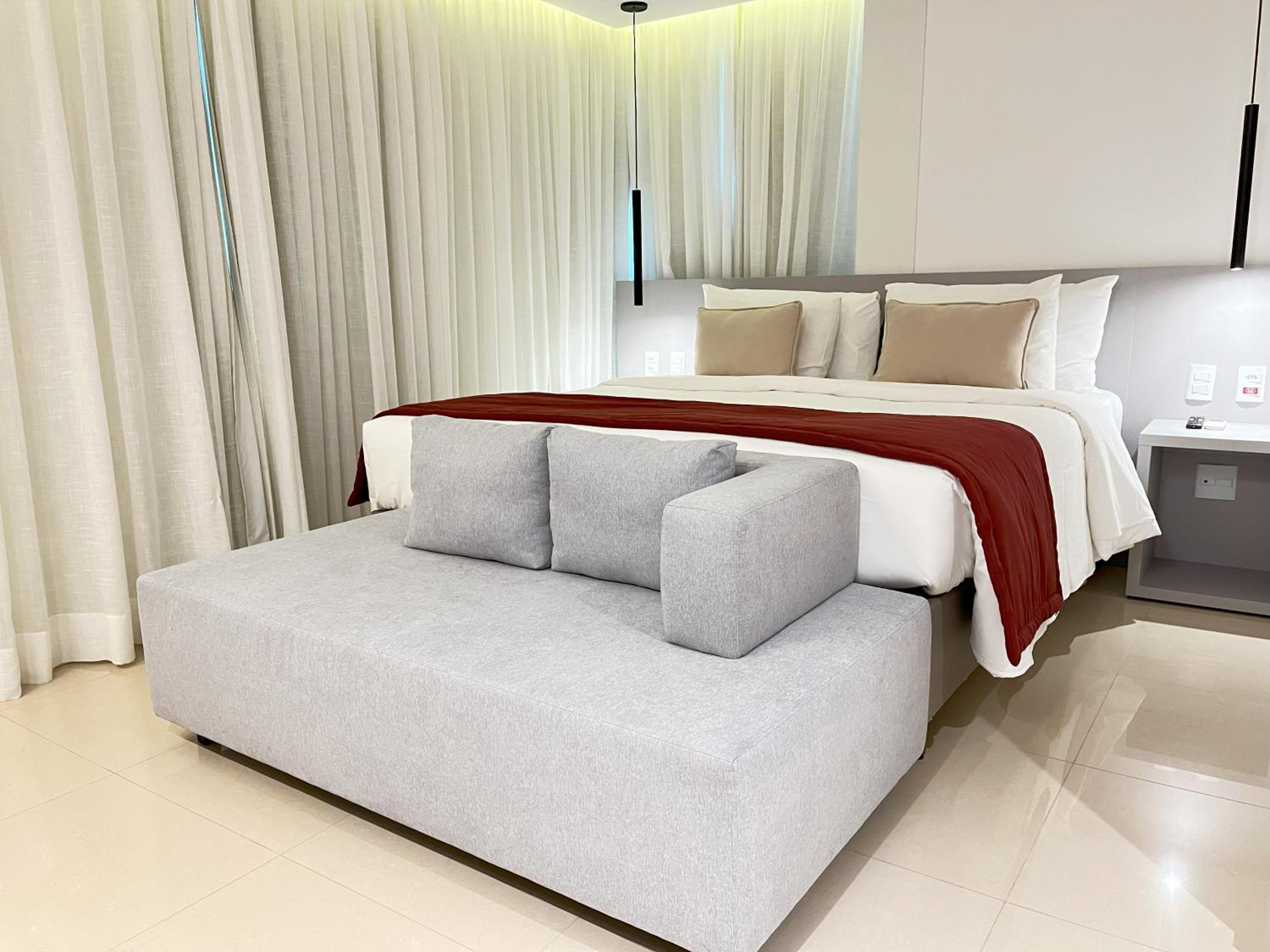 Deluxe King Room
