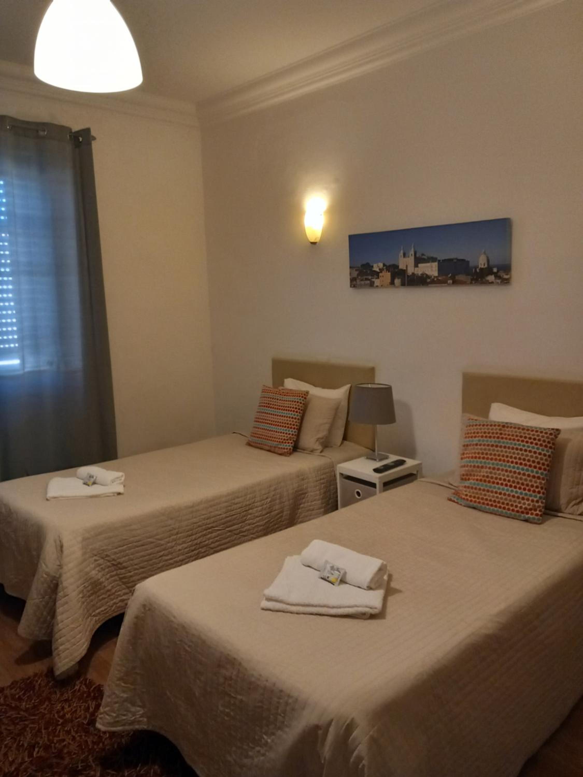 Triple Room with Private Bathroom - Photo 1