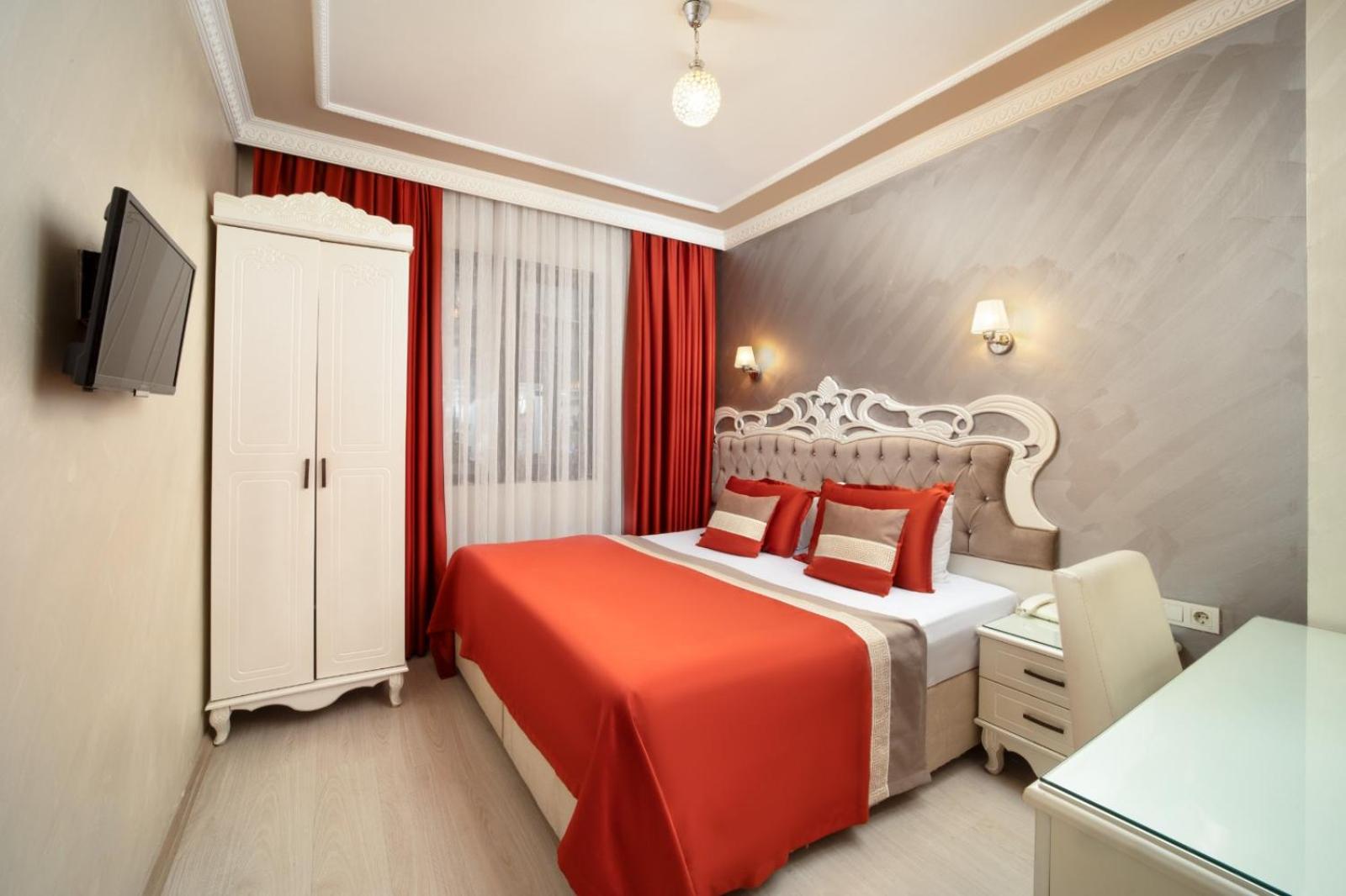 Economy Double Room photo 2